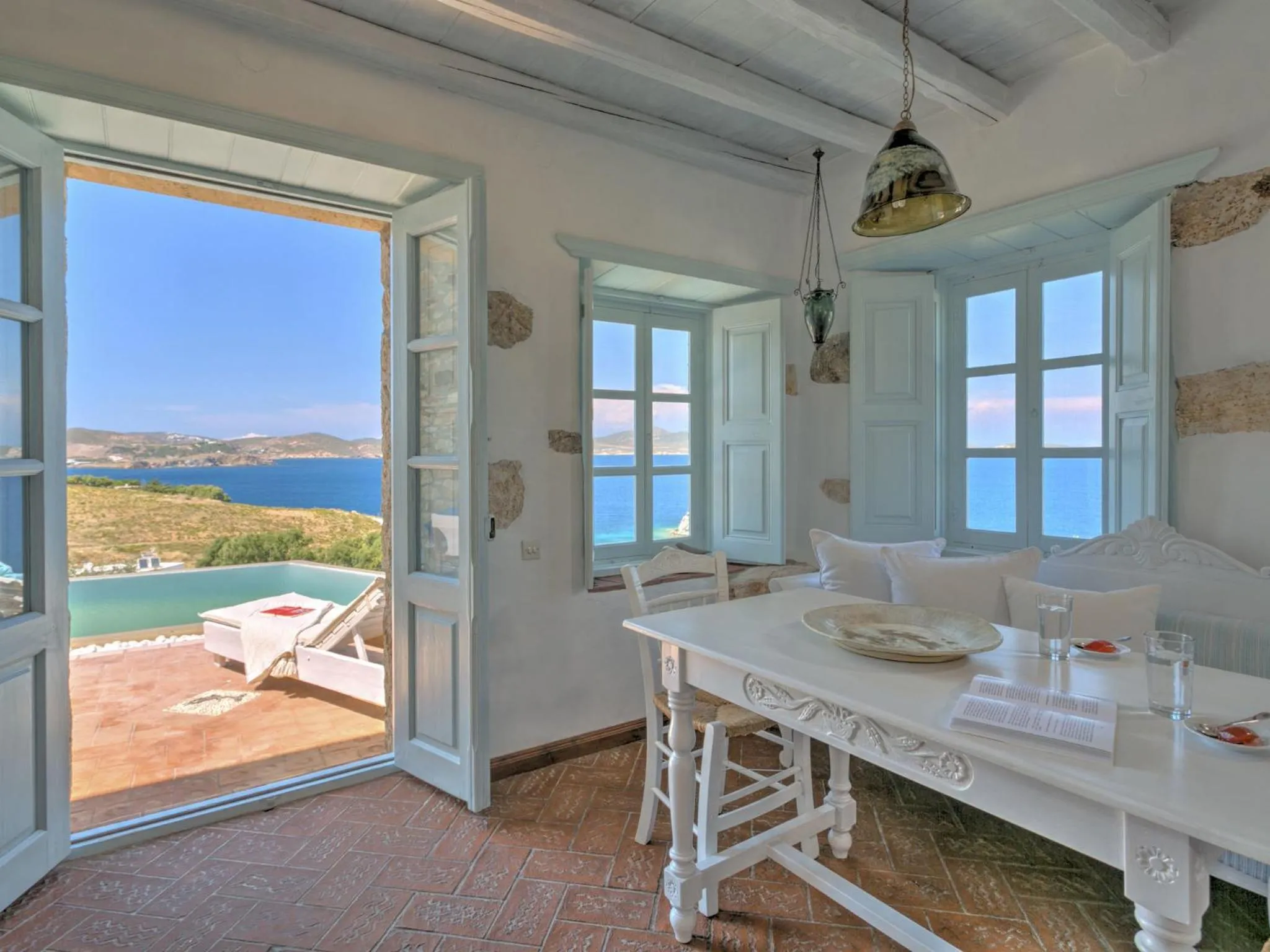 Living room in Eirini Luxury Hotel Villas