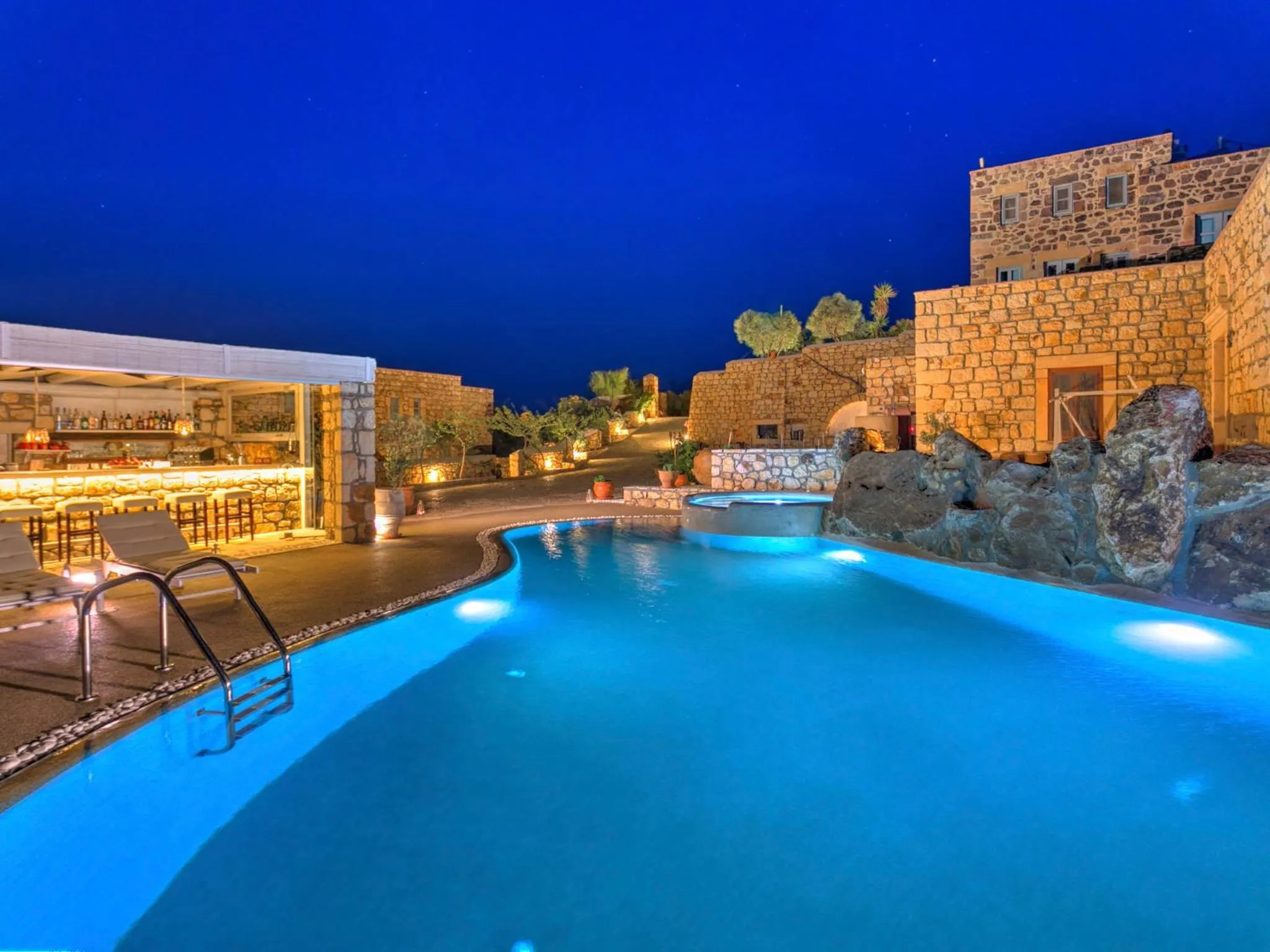 Restaurant/places to eat in Eirini Luxury Hotel Villas