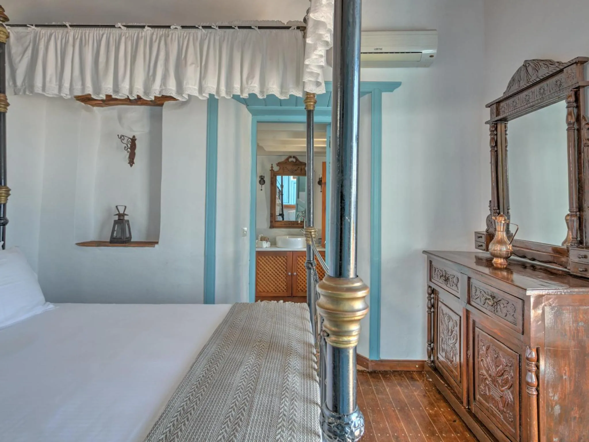 Bedroom, Bed in Eirini Luxury Hotel Villas