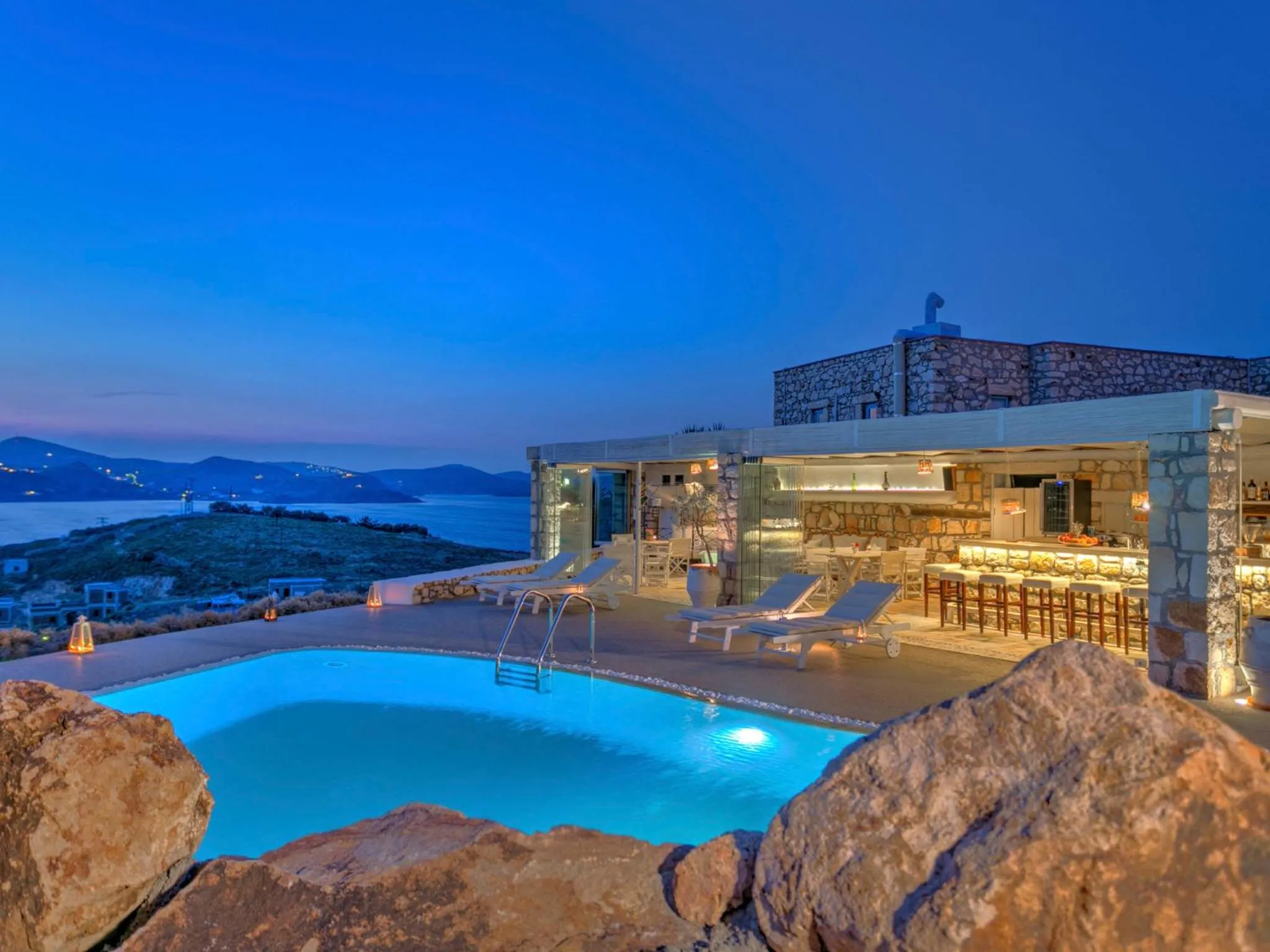 Restaurant/places to eat in Eirini Luxury Hotel Villas