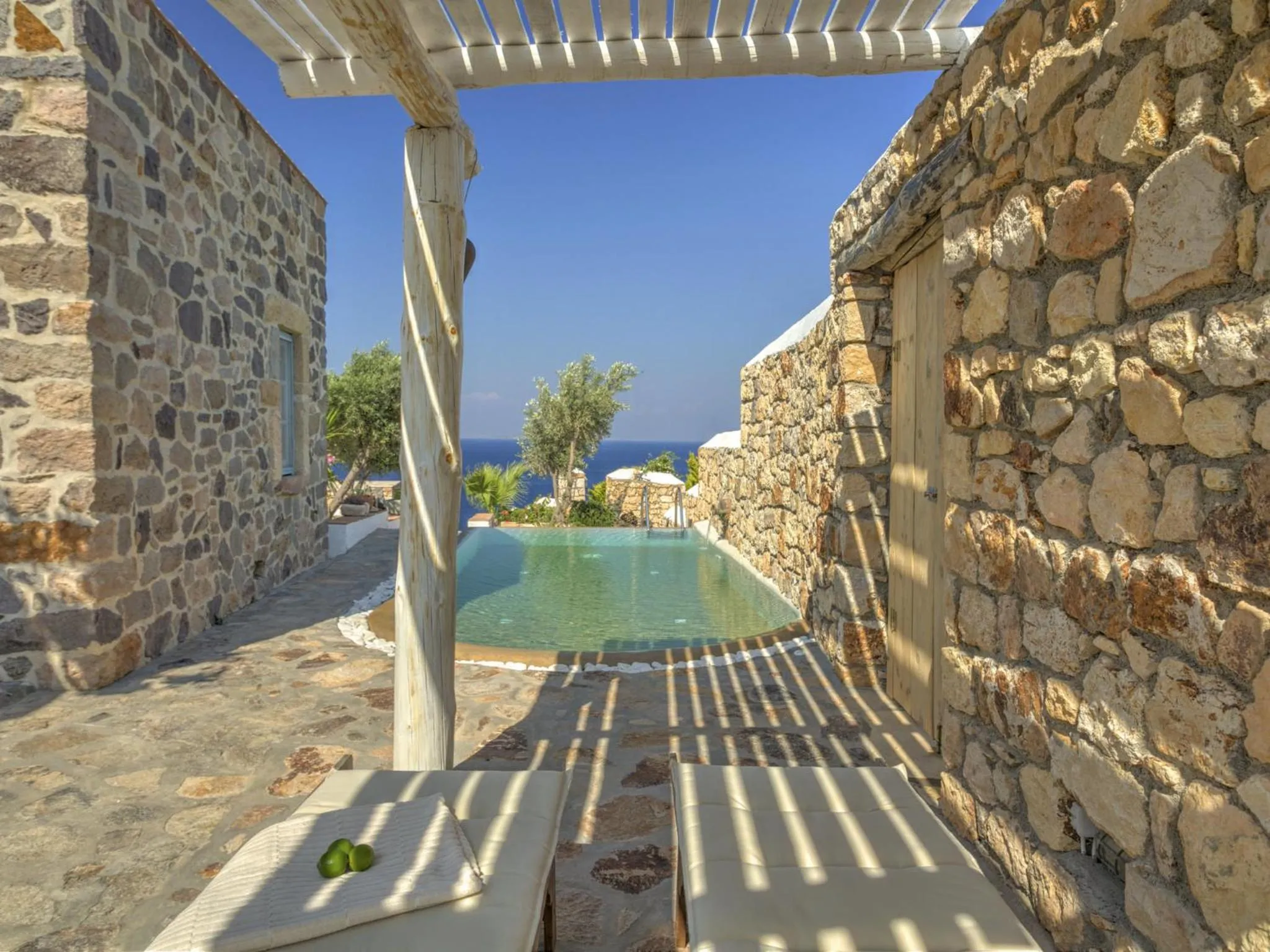 Swimming pool in Eirini Luxury Hotel Villas