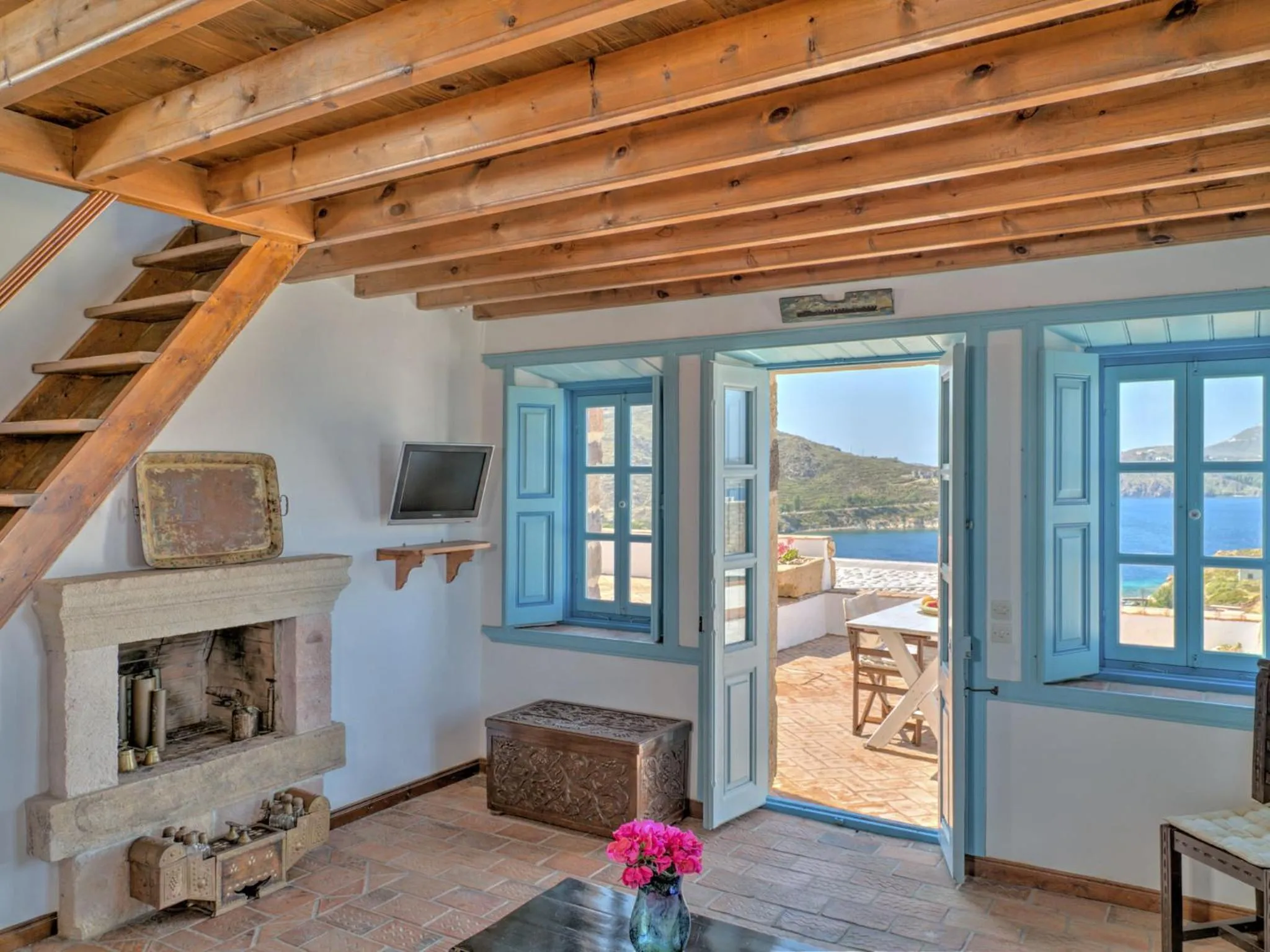 Living room in Eirini Luxury Hotel Villas
