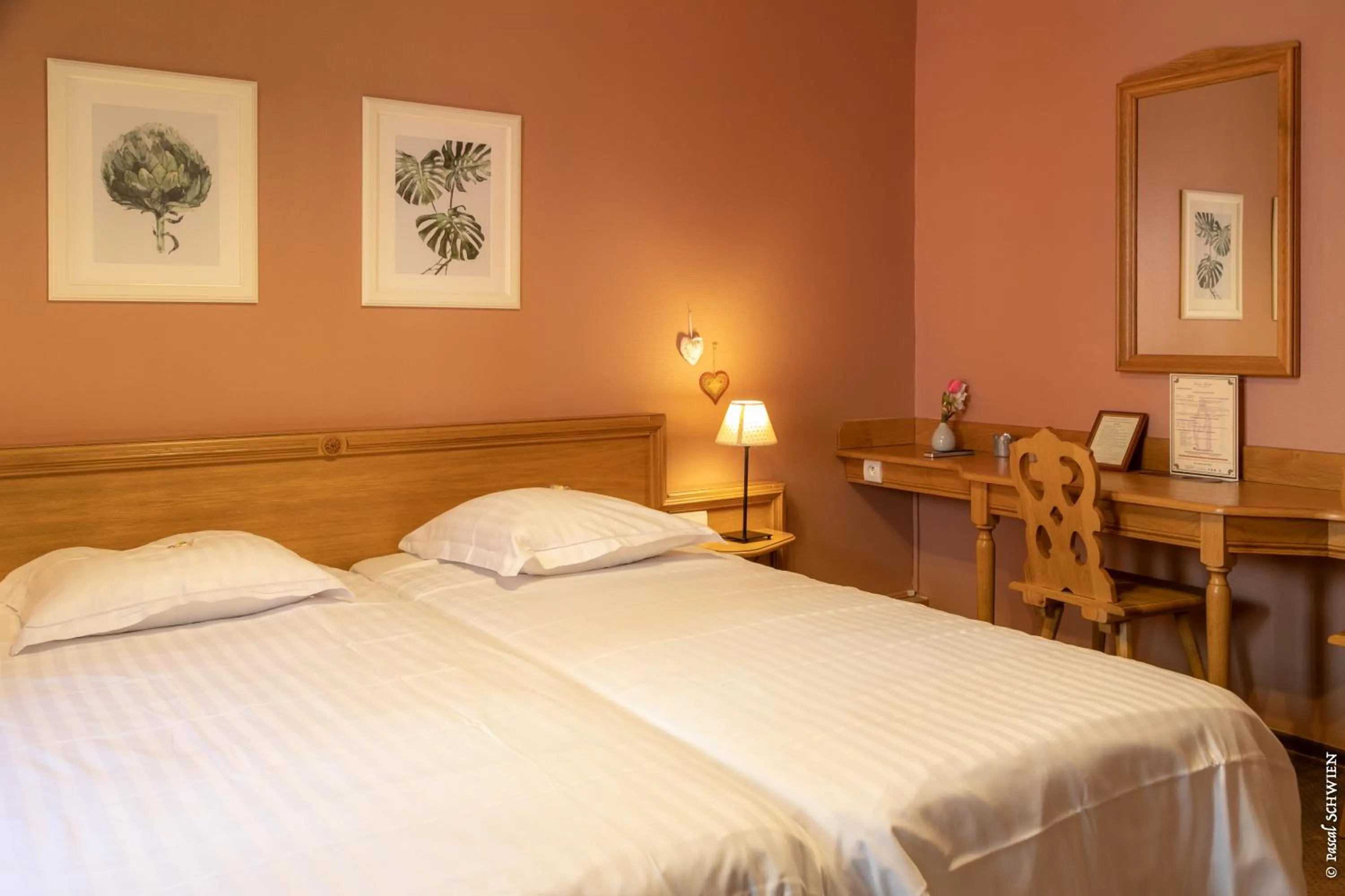 Bedroom, Bed in Hôtel le Saint Nicolas