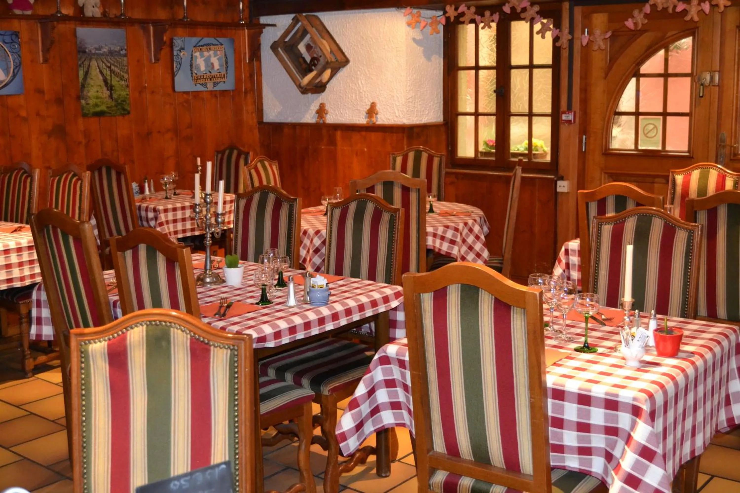 Restaurant/places to eat in Hôtel le Saint Nicolas