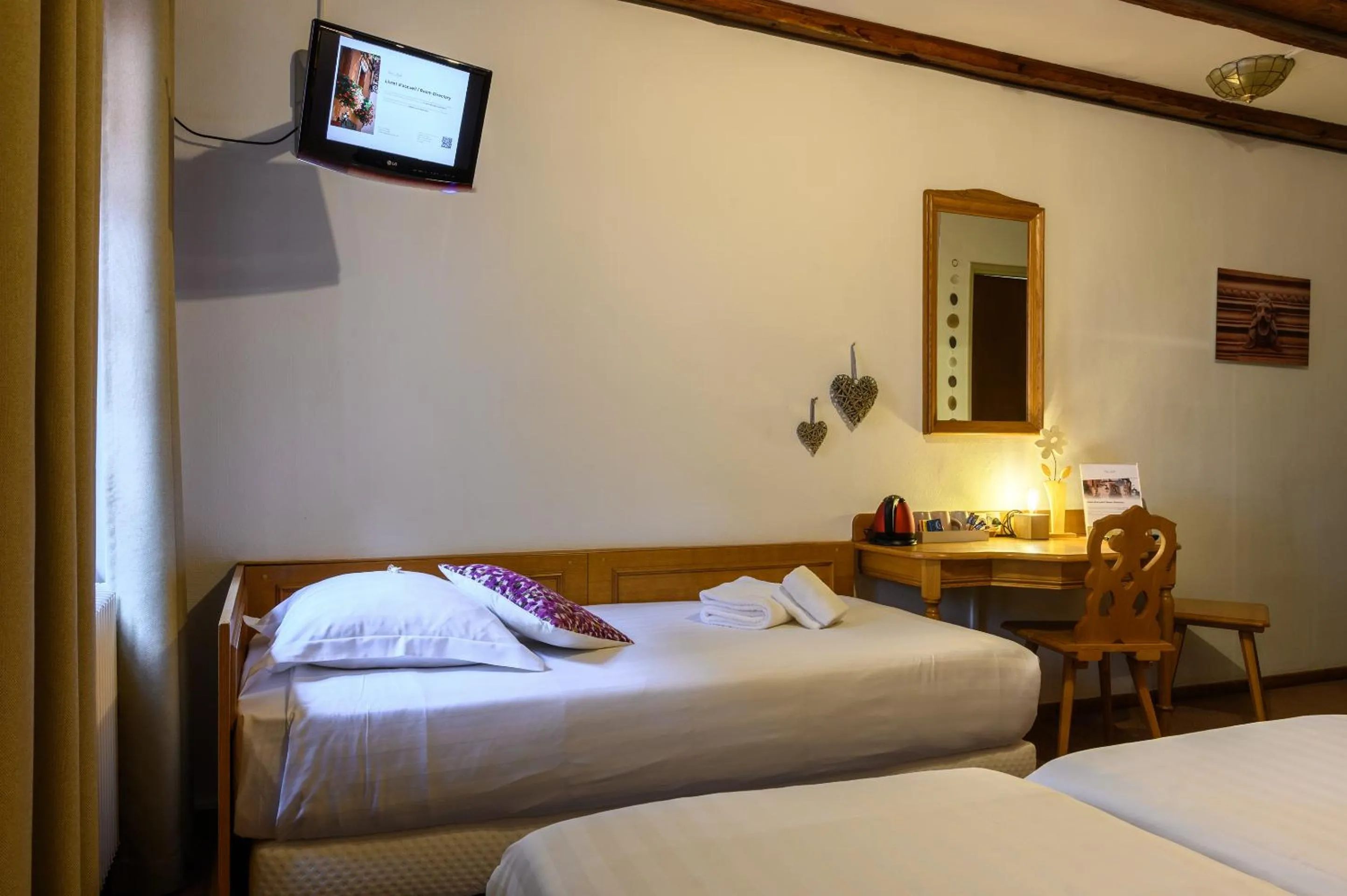 Bed in Hôtel le Saint Nicolas