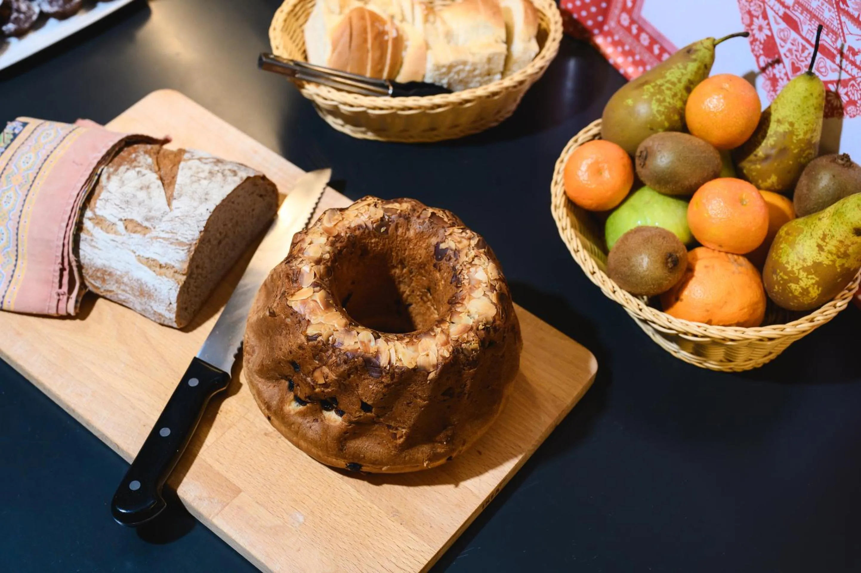 Breakfast in Hôtel le Saint Nicolas