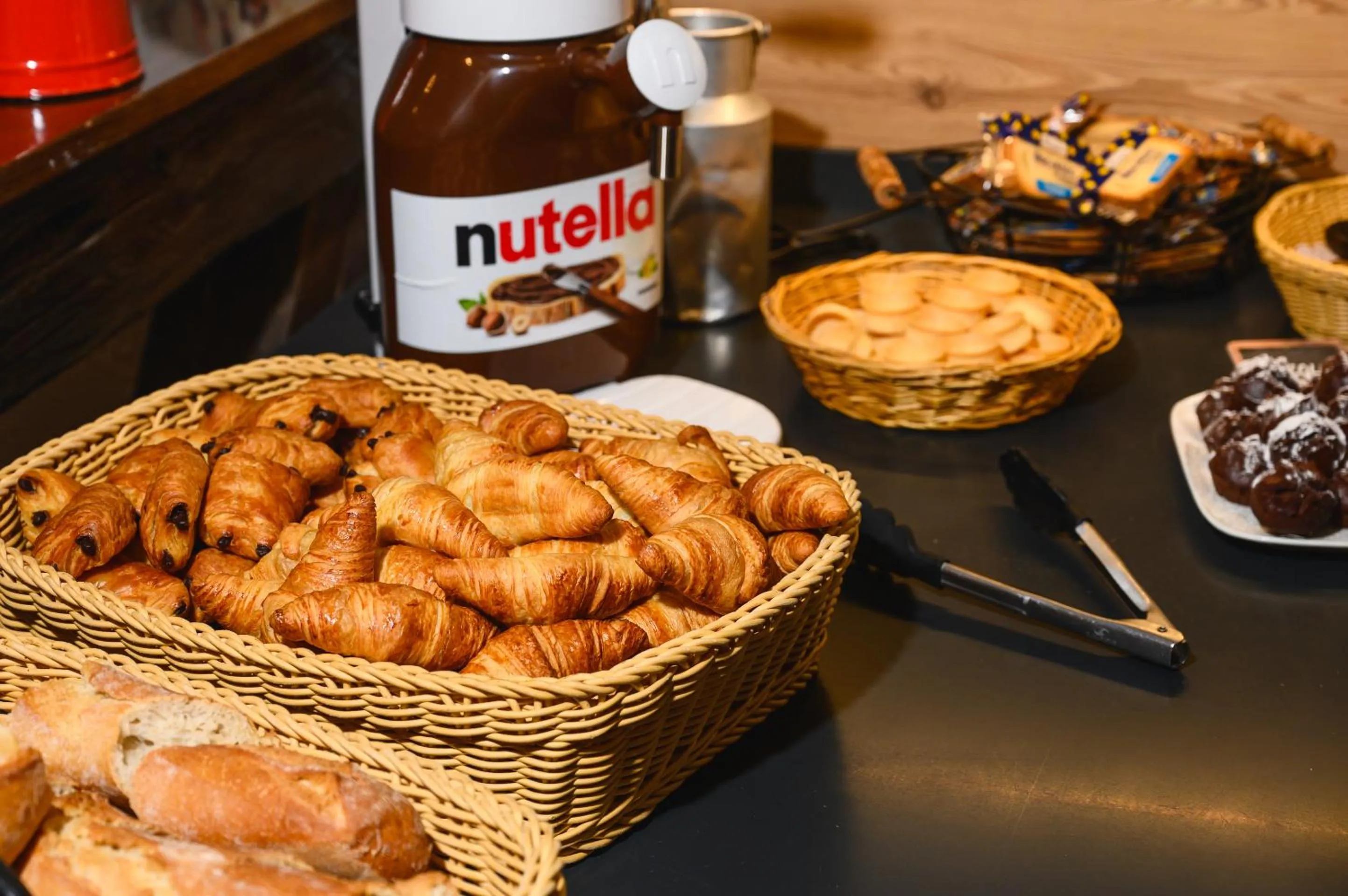 Breakfast in Hôtel le Saint Nicolas