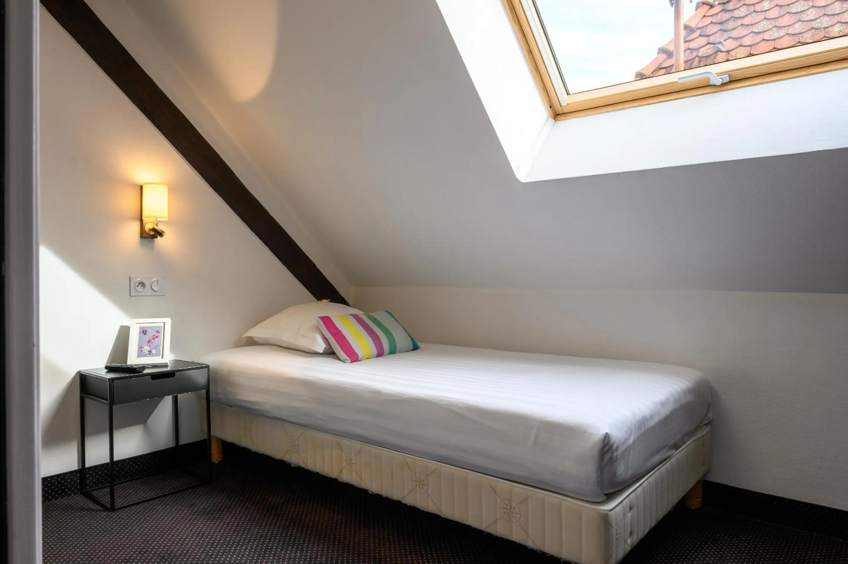 Bed in Hôtel le Saint Nicolas