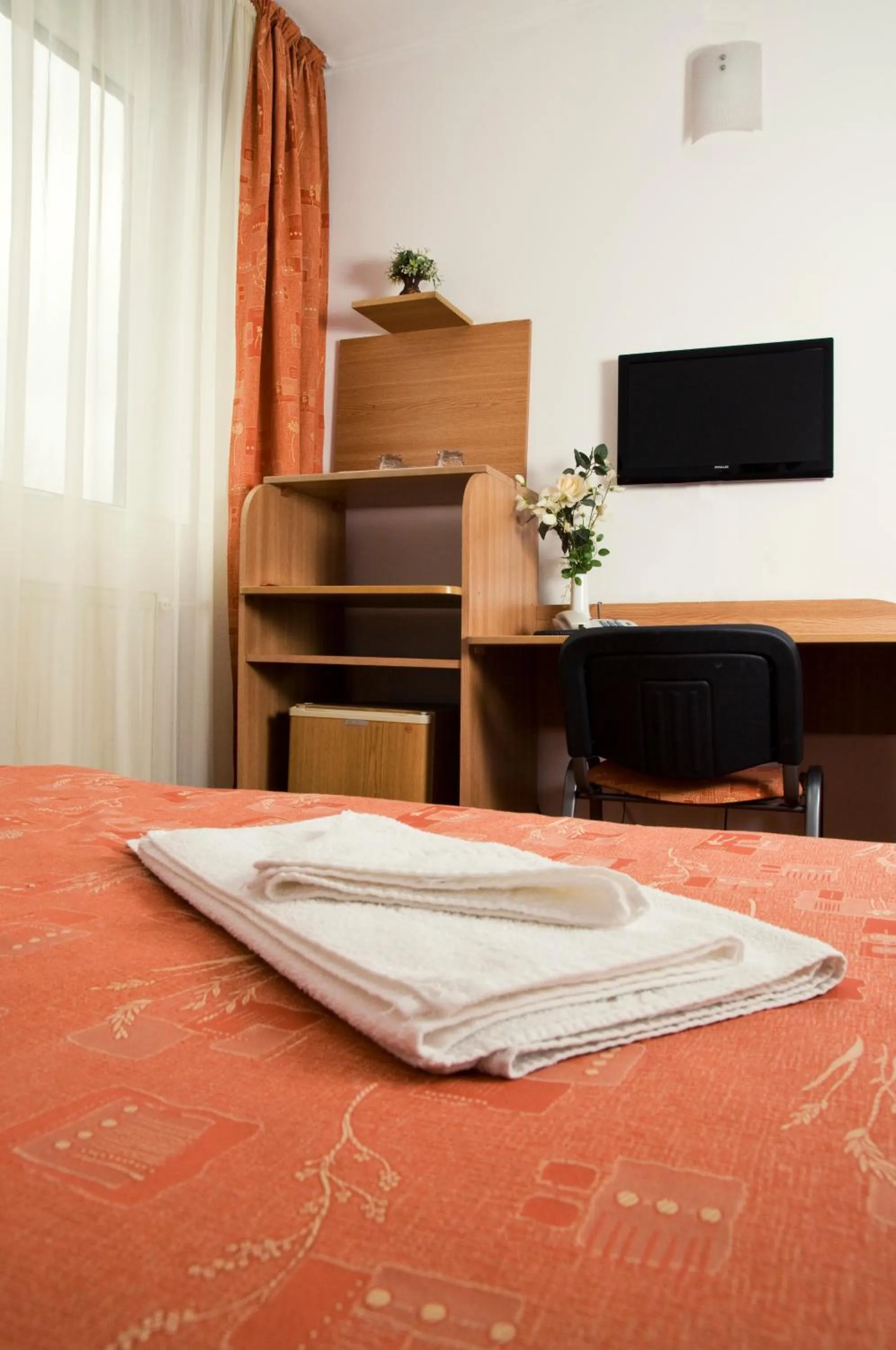 TV and multimedia in Hotel Est