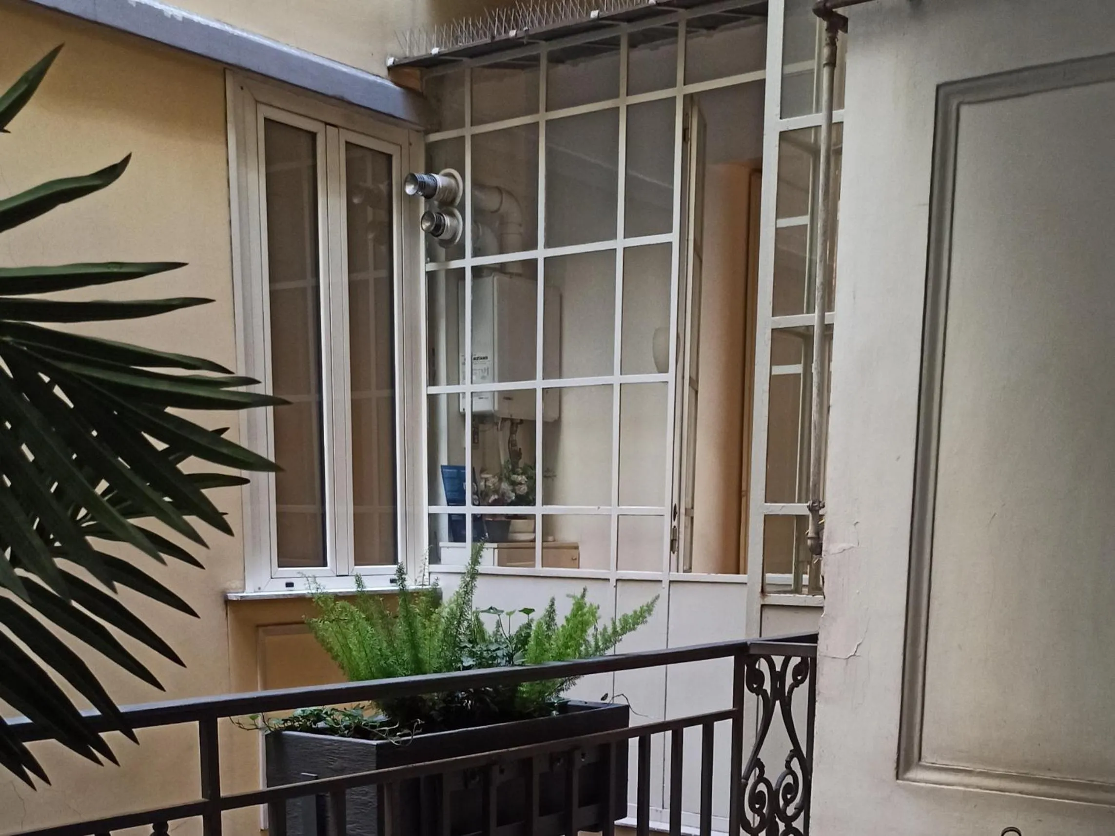 Patio in B&B Casa Aragonese