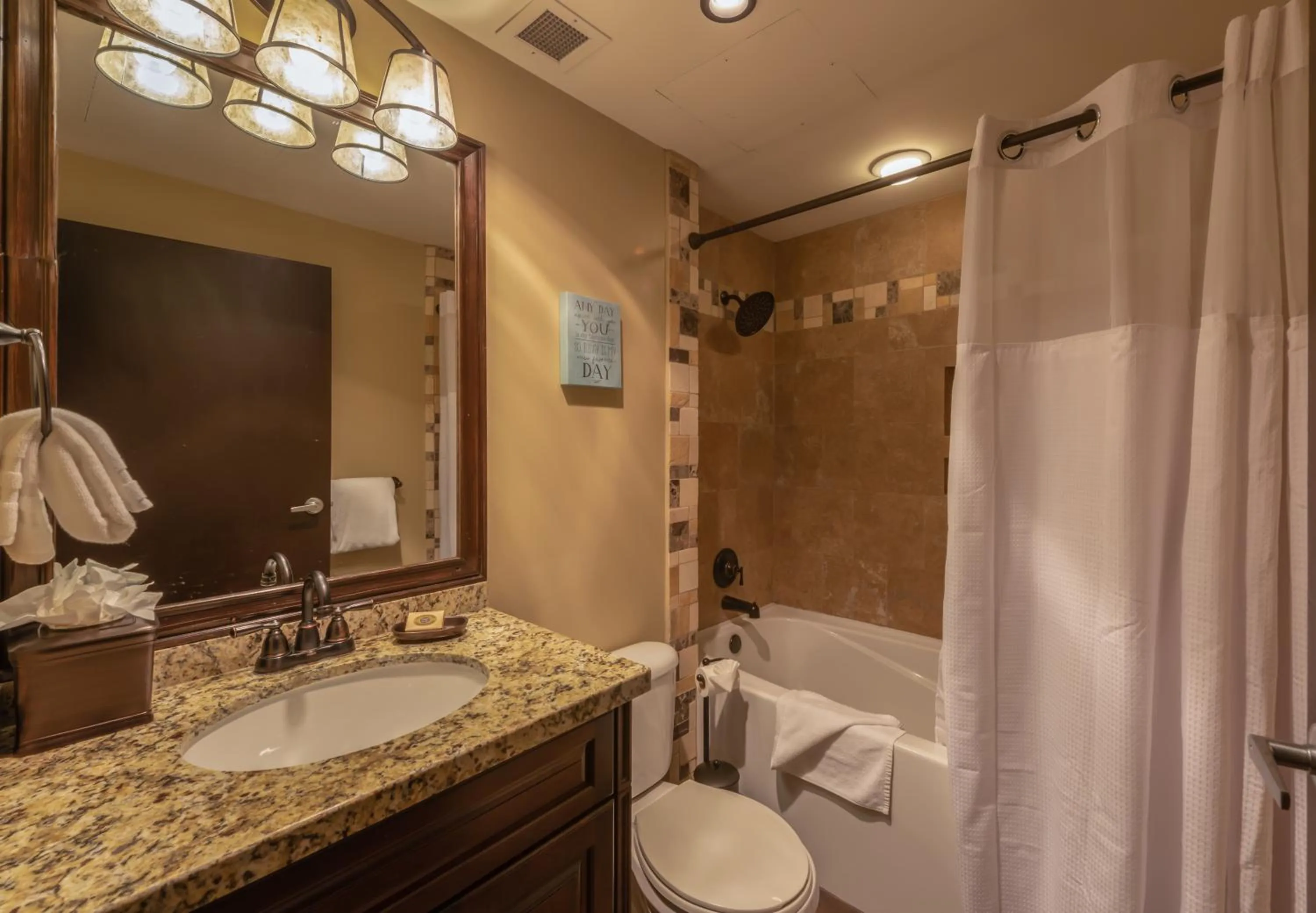 Bathroom in Superior Ski In Ski out, Top floor Penthouse, Pool, Hot Tubs Conde Nast Forbes Award Winner B508