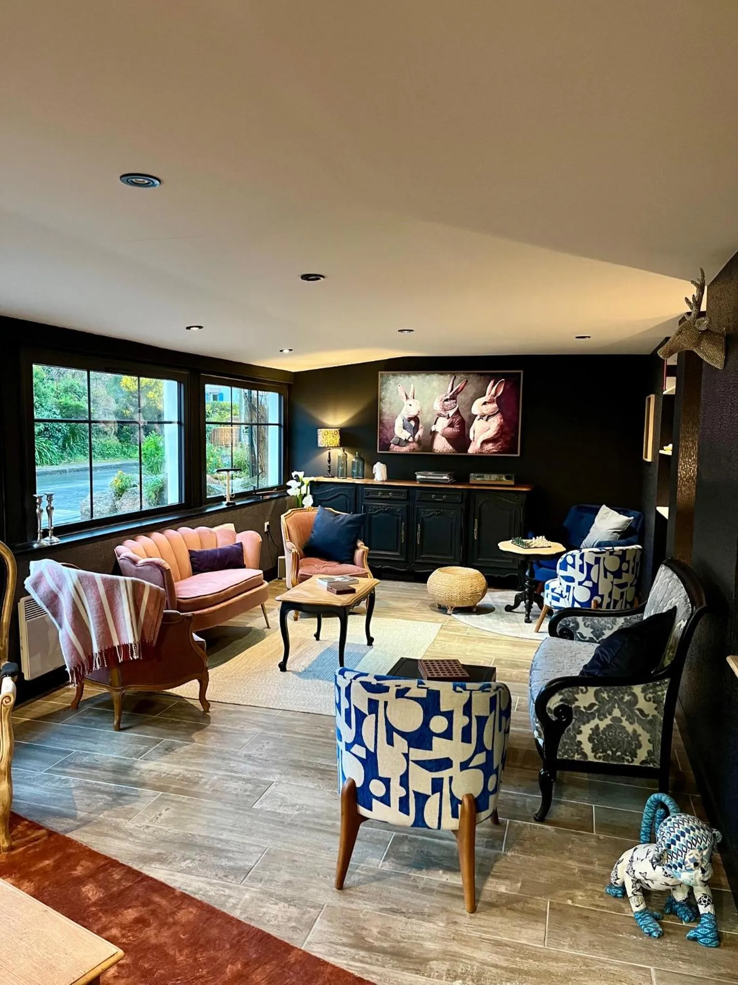 Lounge or bar in Hôtel Restaurant La Maison