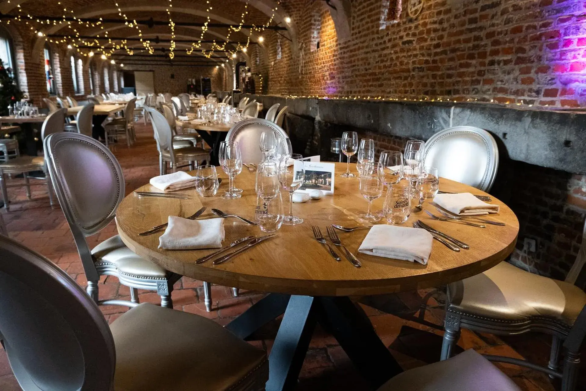 Restaurant/places to eat in LOGIS-Hôtel-Restaurant La Gentilhommière Restaurant/places to eat in LOGIS-Hôtel-Restaurant La Gentilhommière