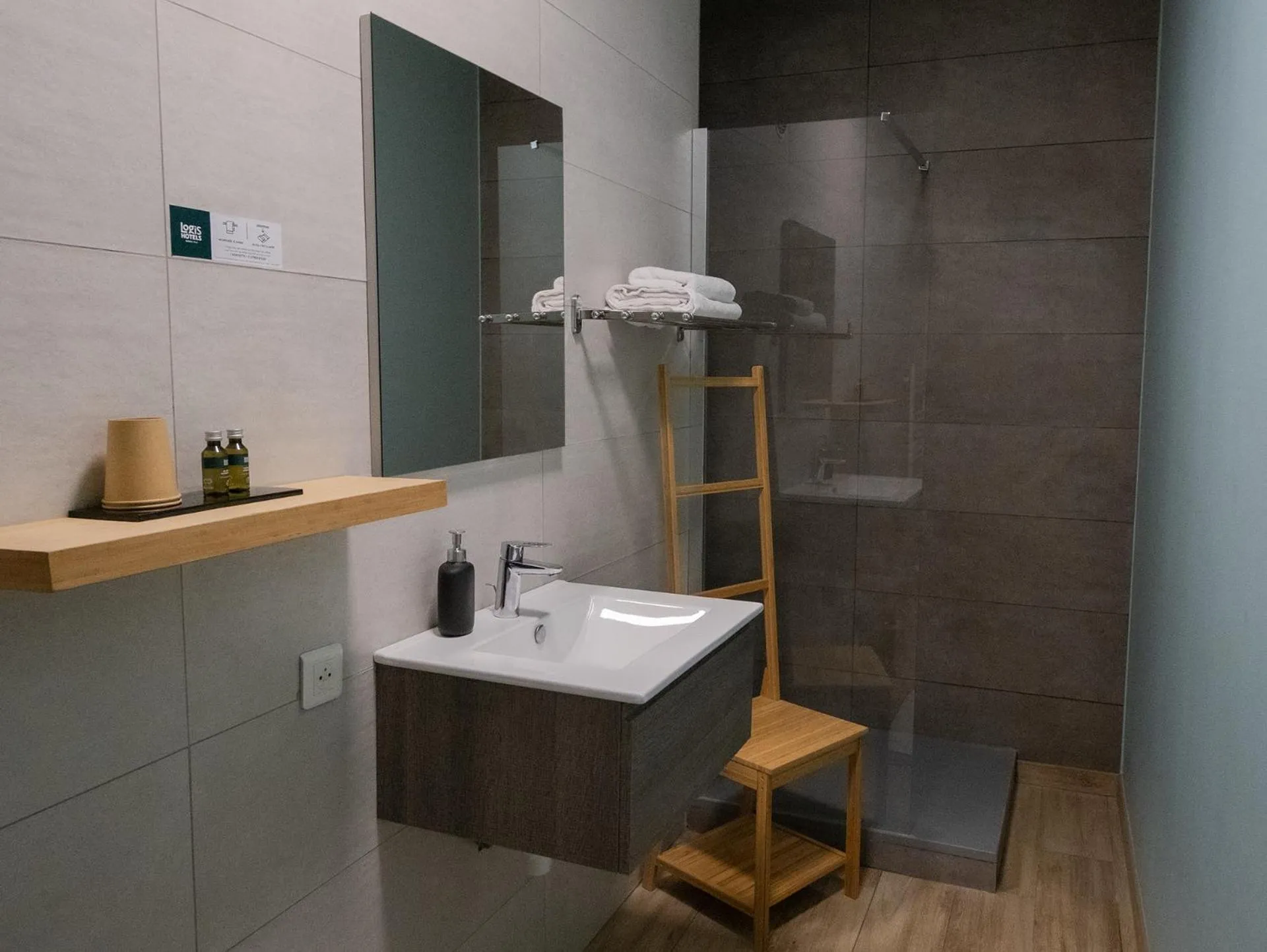 LOGIS-Hôtel-Restaurant La Gentilhommière