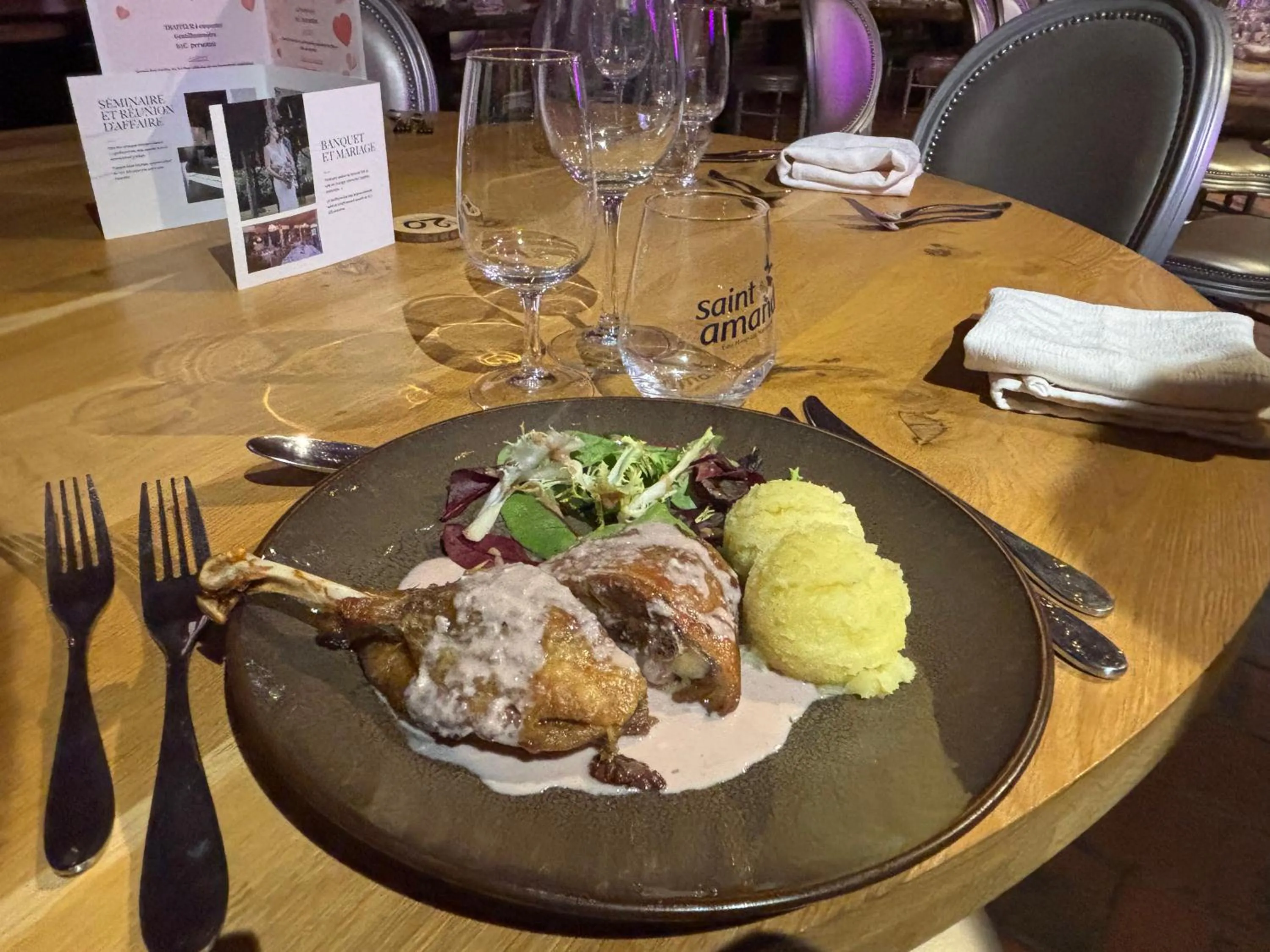 Restaurant/places to eat in LOGIS-Hôtel-Restaurant La Gentilhommière