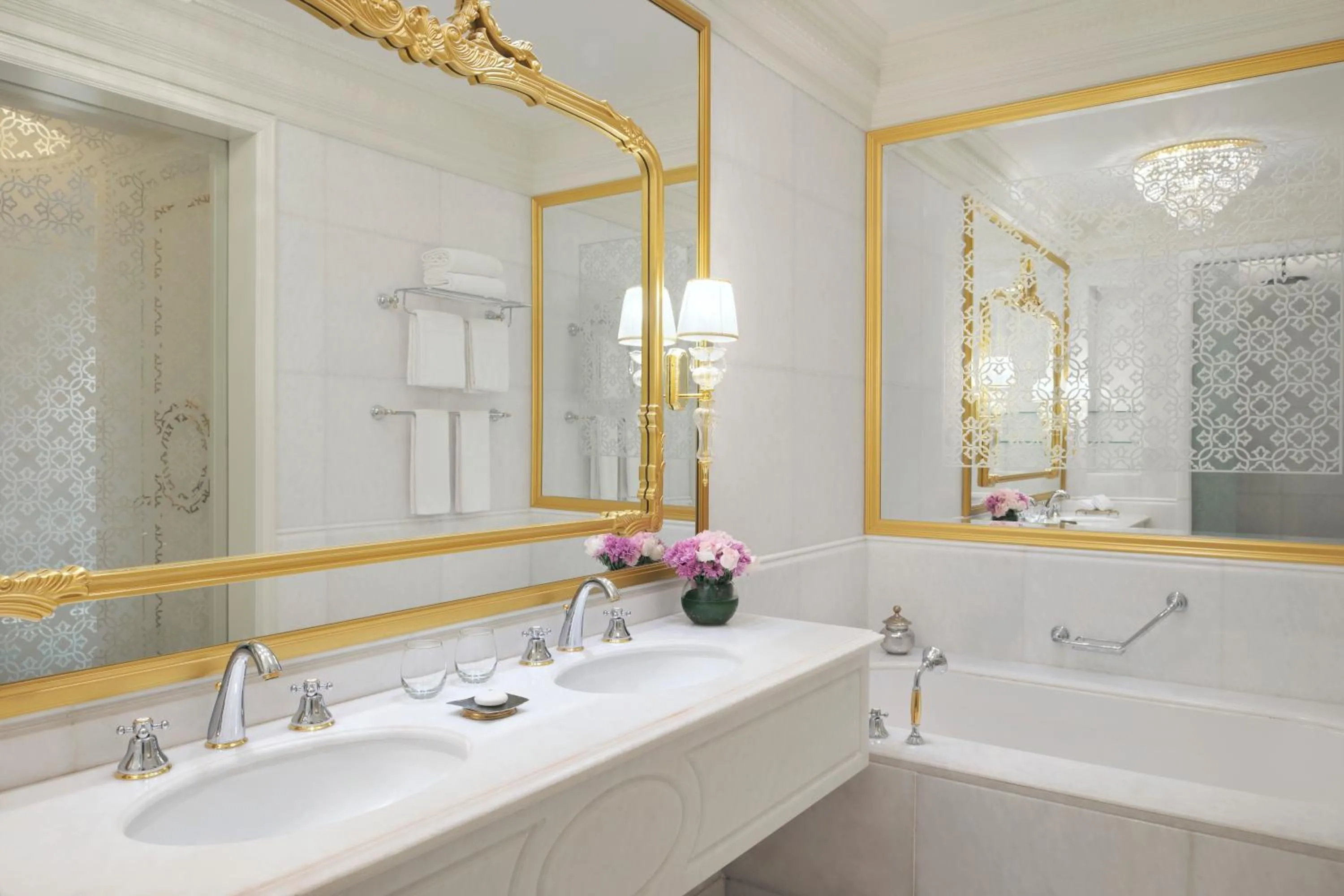 Bathroom in Raffles The Palm