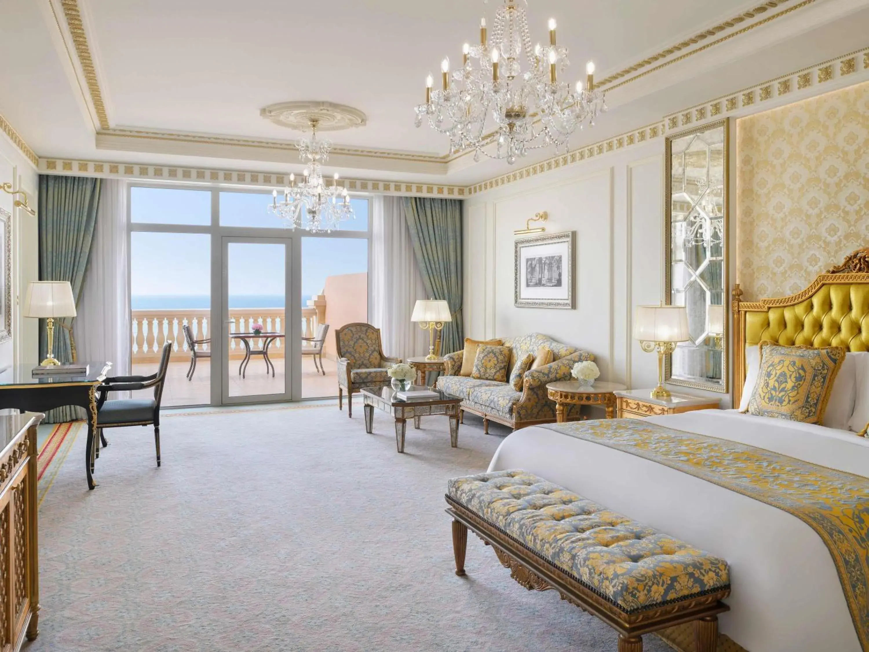 Bedroom, Bed in Raffles The Palm Bedroom, Bed in Raffles The Palm