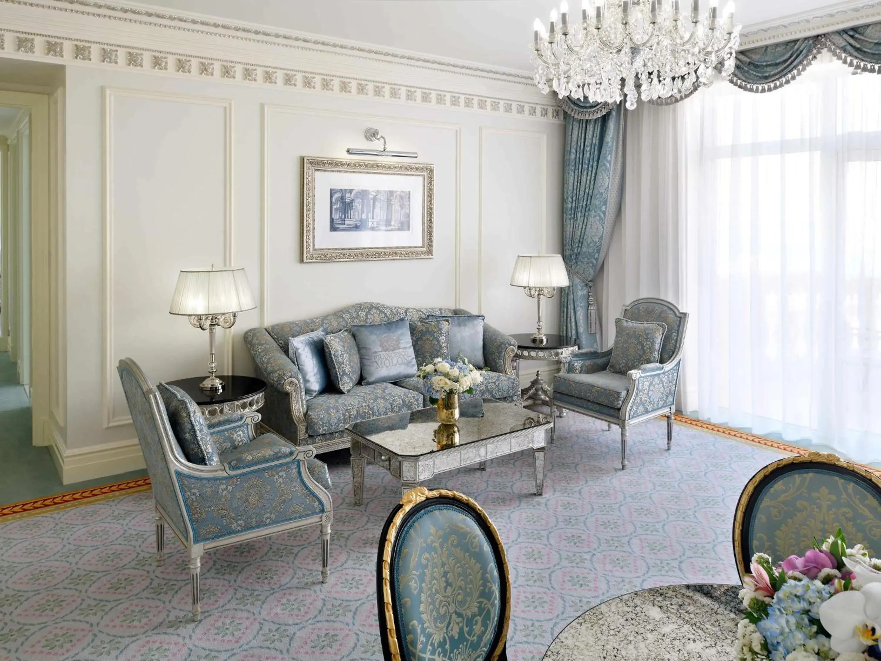 Bedroom in Raffles The Palm Bedroom in Raffles The Palm