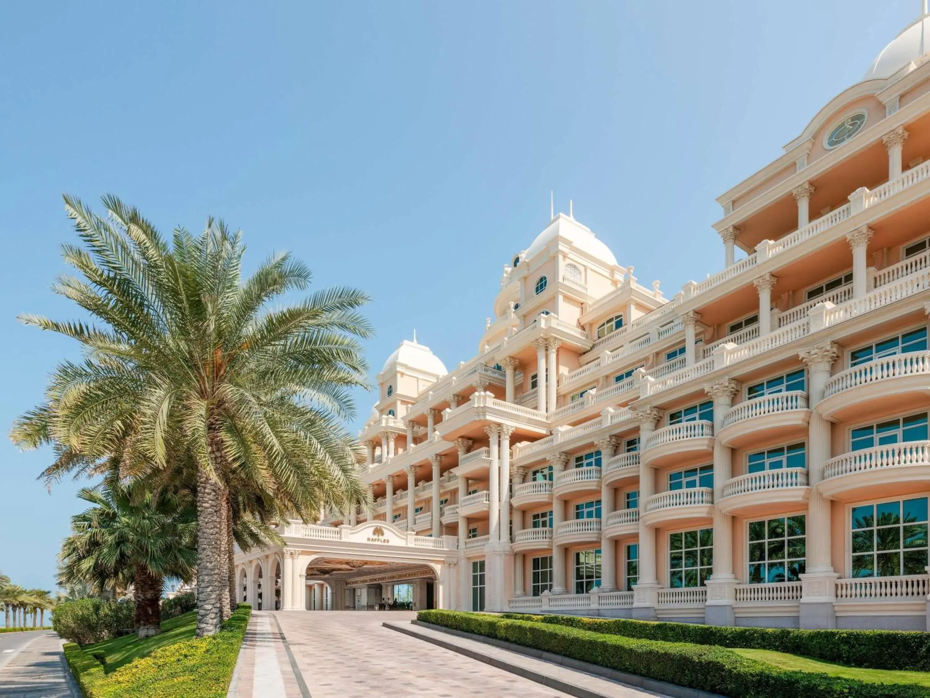 Property building in Raffles The Palm Property building in Raffles The Palm