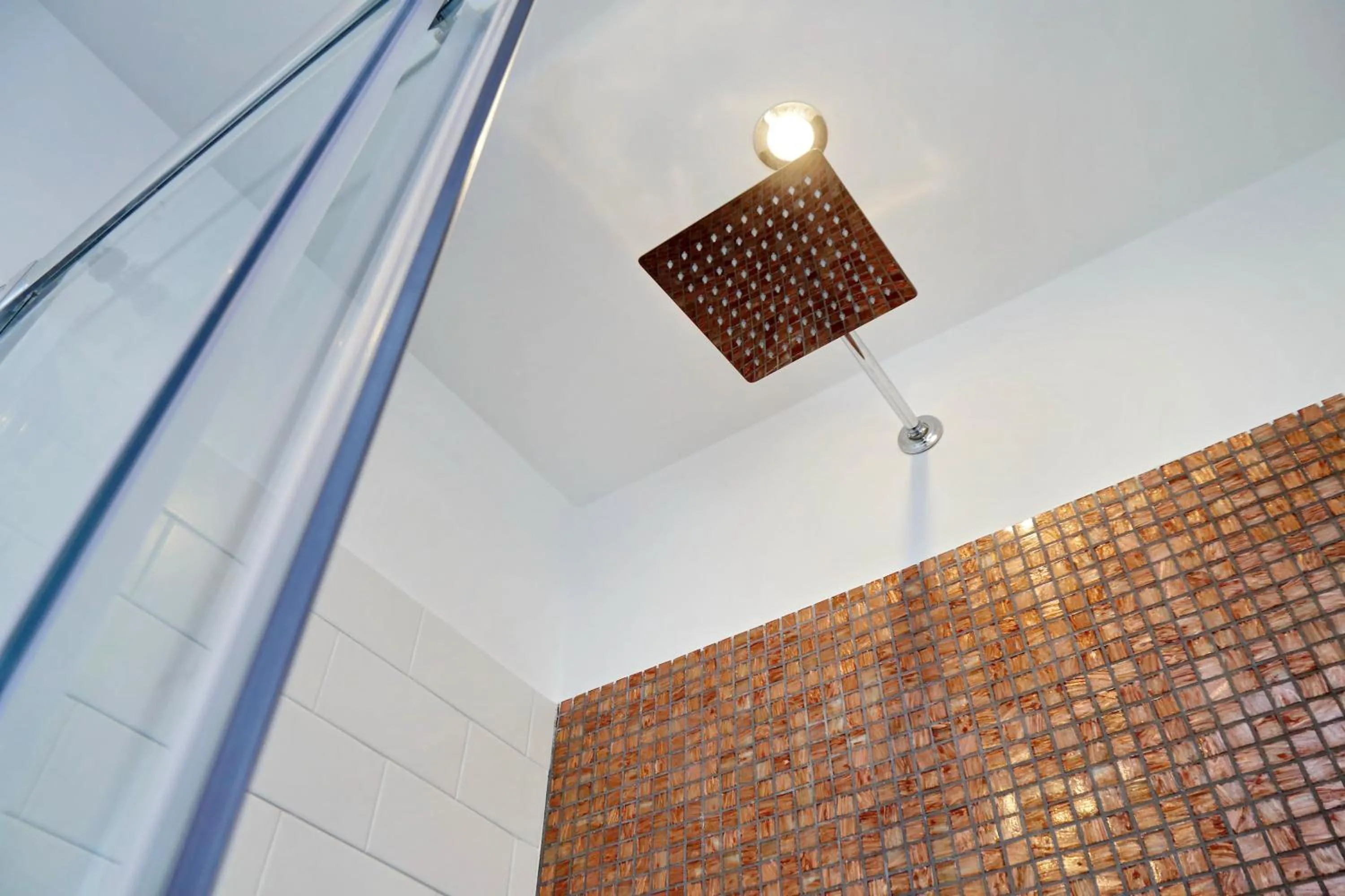 Shower in Victory Rooms