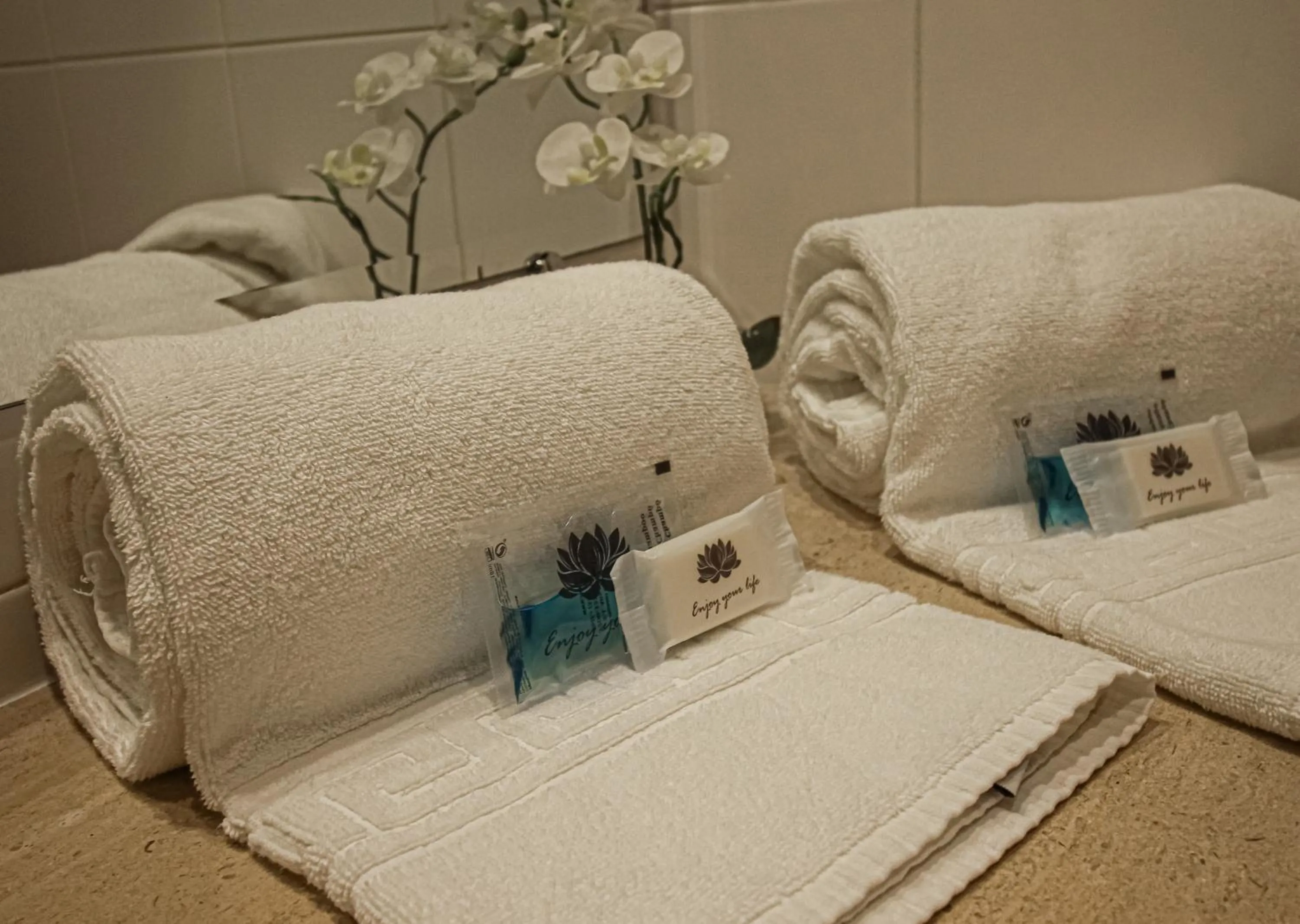 towels, Bed in Hotel dos Loios