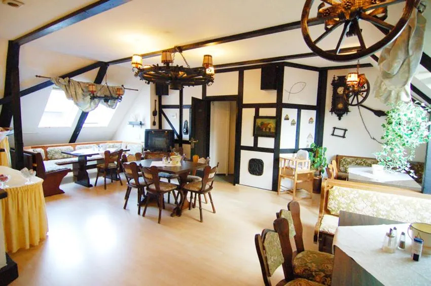 Restaurant/places to eat in Hotel Auf Dem Langenhof Wunstorf