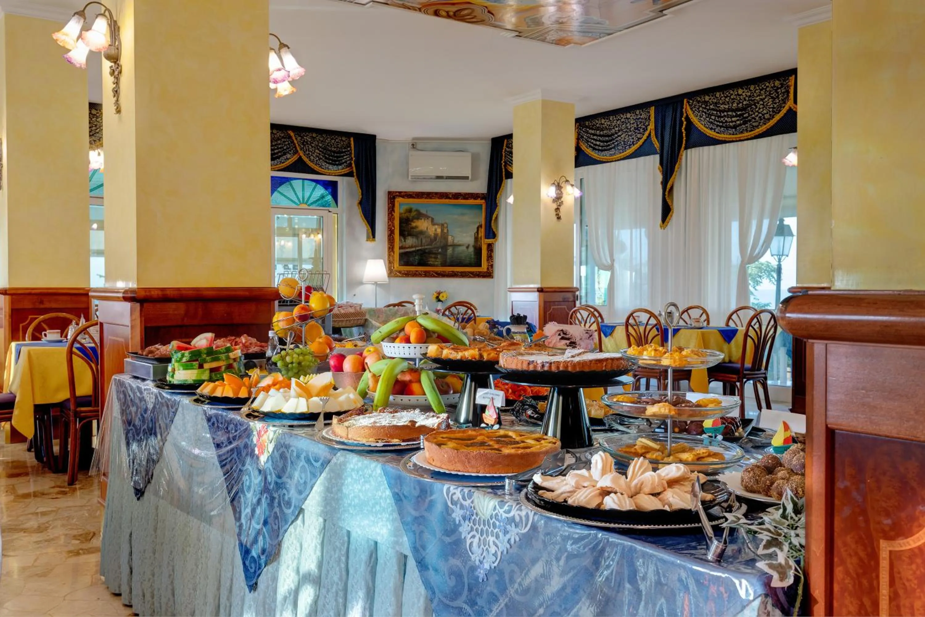 Food in Hotel Napoleon