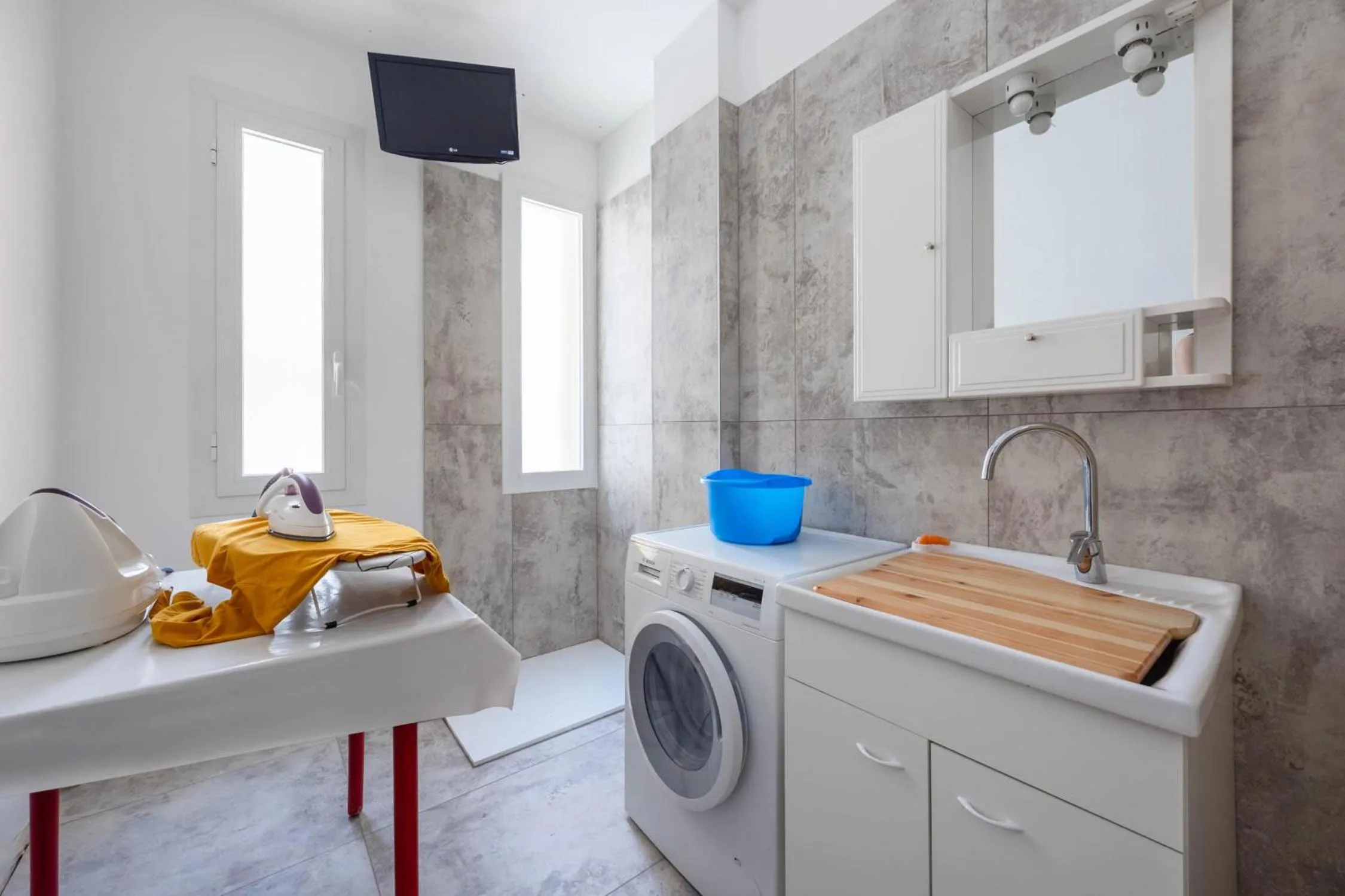 flat iron in Hotel Napoleon