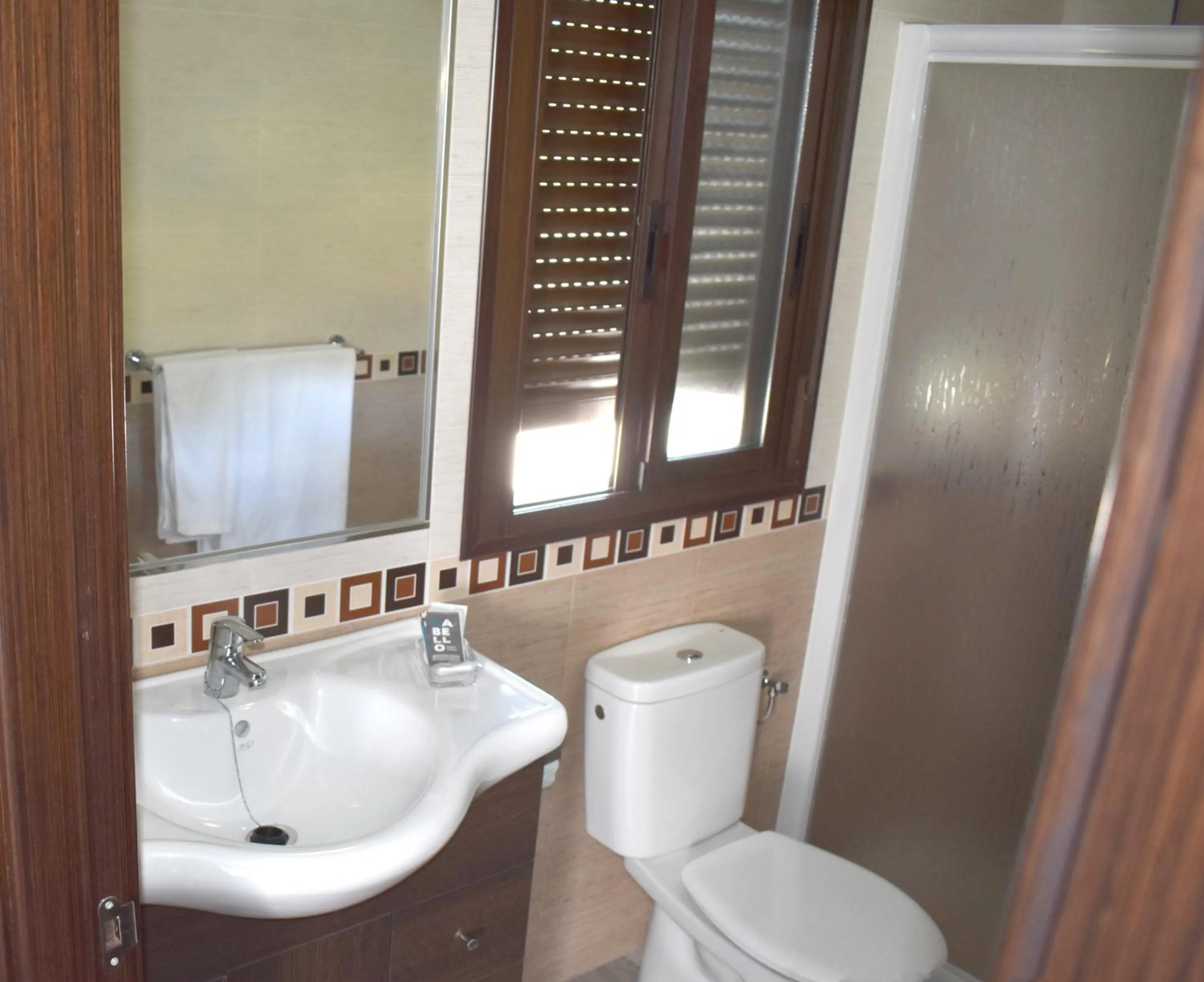 Bathroom in Iznájar Suites
