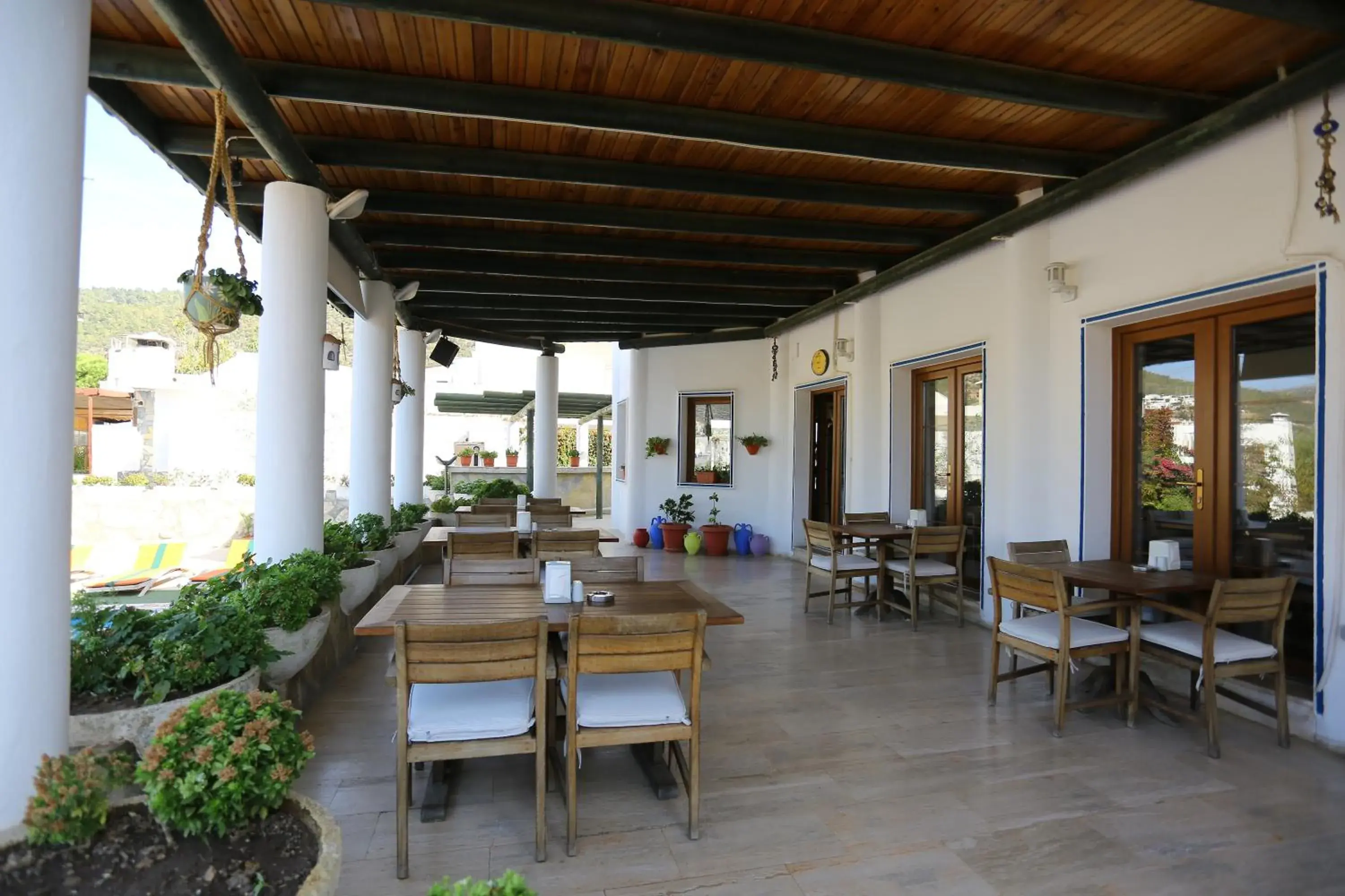 Restaurant/places to eat in Eden Hotel Restaurant/places to eat in Eden Hotel