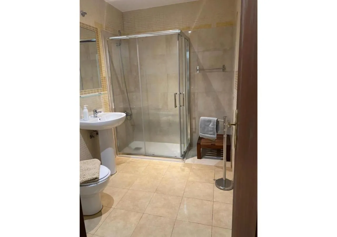 Property building in Pouso Dos Anjos