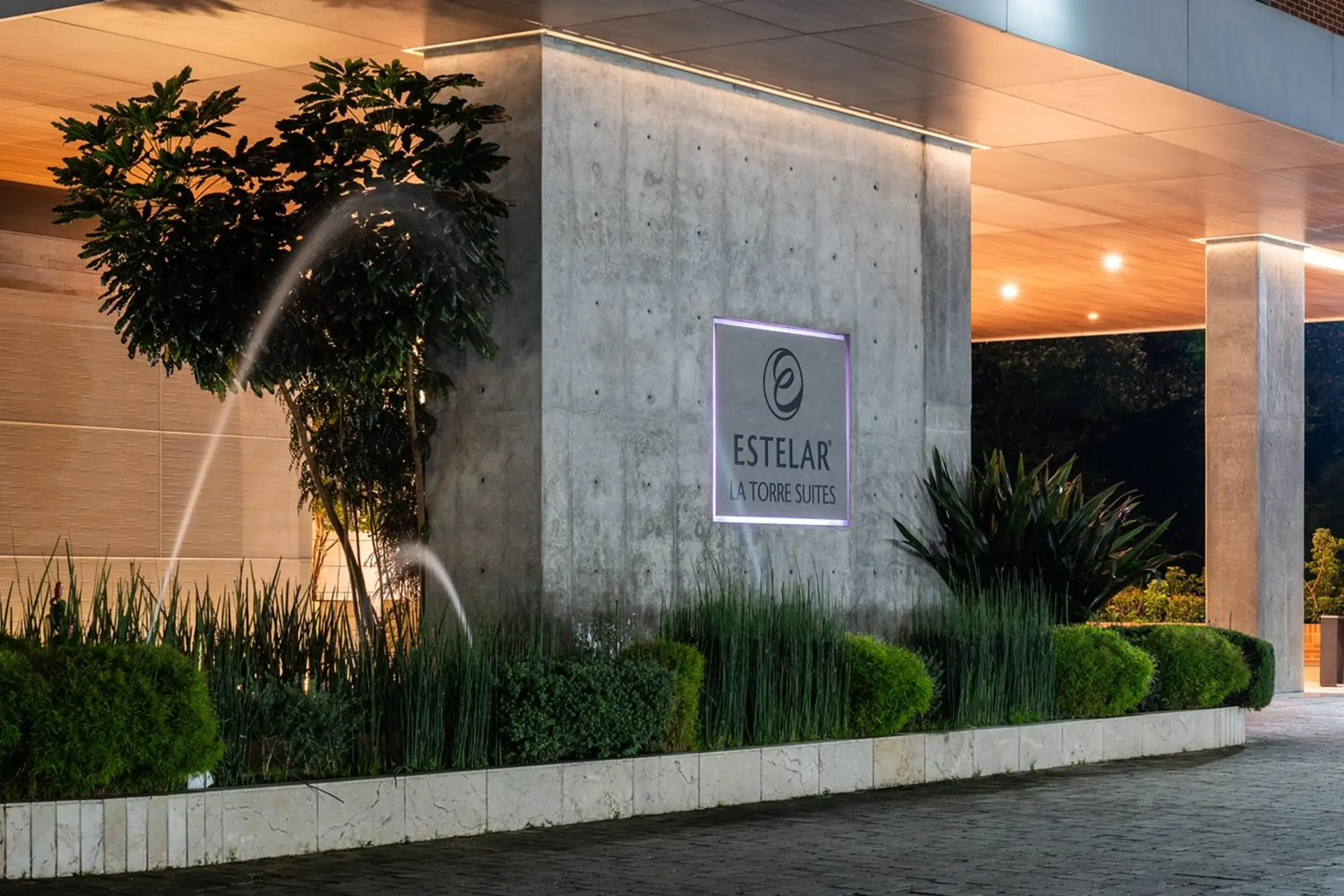 Facade/entrance in Estelar La Torre Suites Facade/entrance in Estelar La Torre Suites