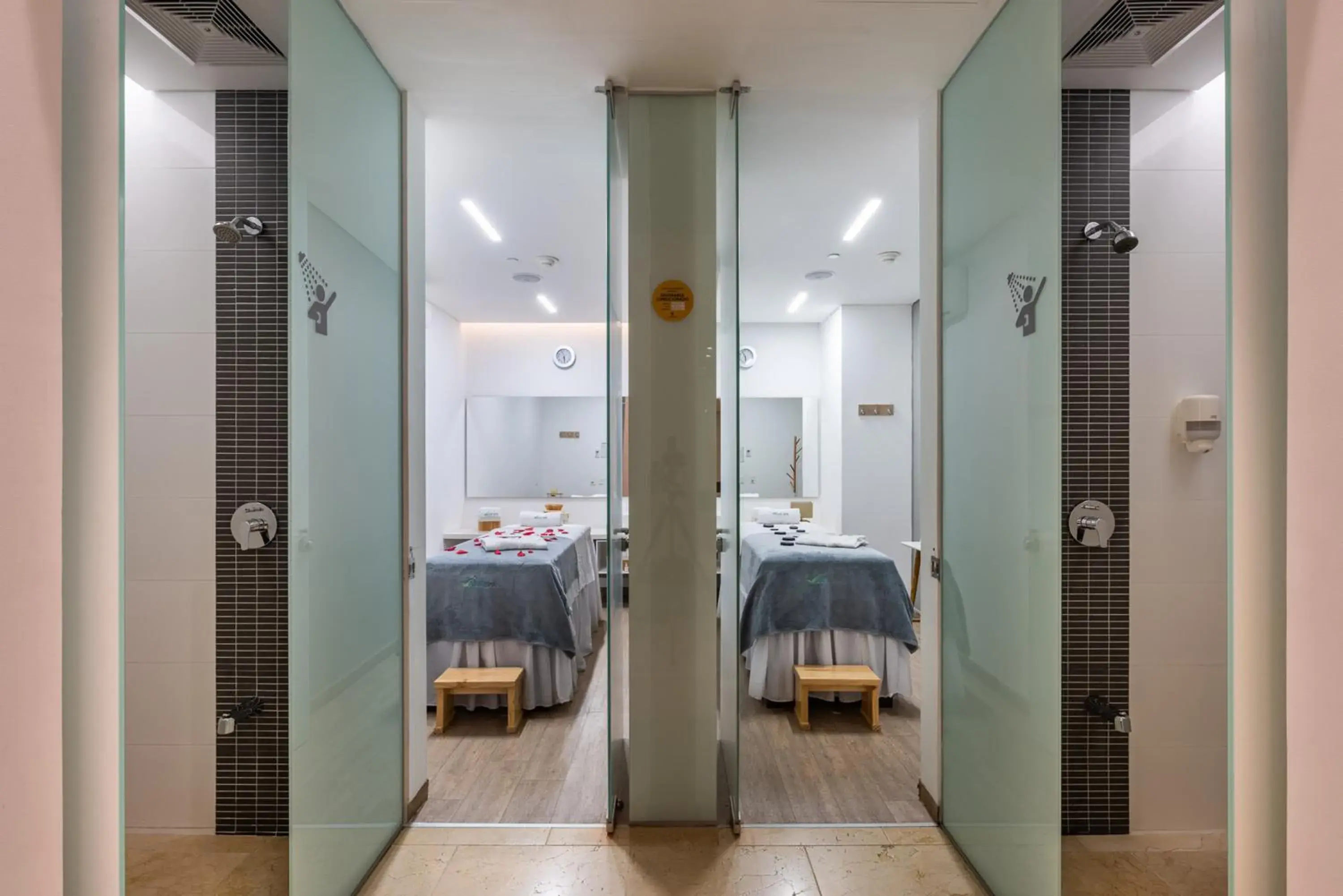 Spa and wellness centre/facilities in Estelar La Torre Suites Spa and wellness centre/facilities in Estelar La Torre Suites