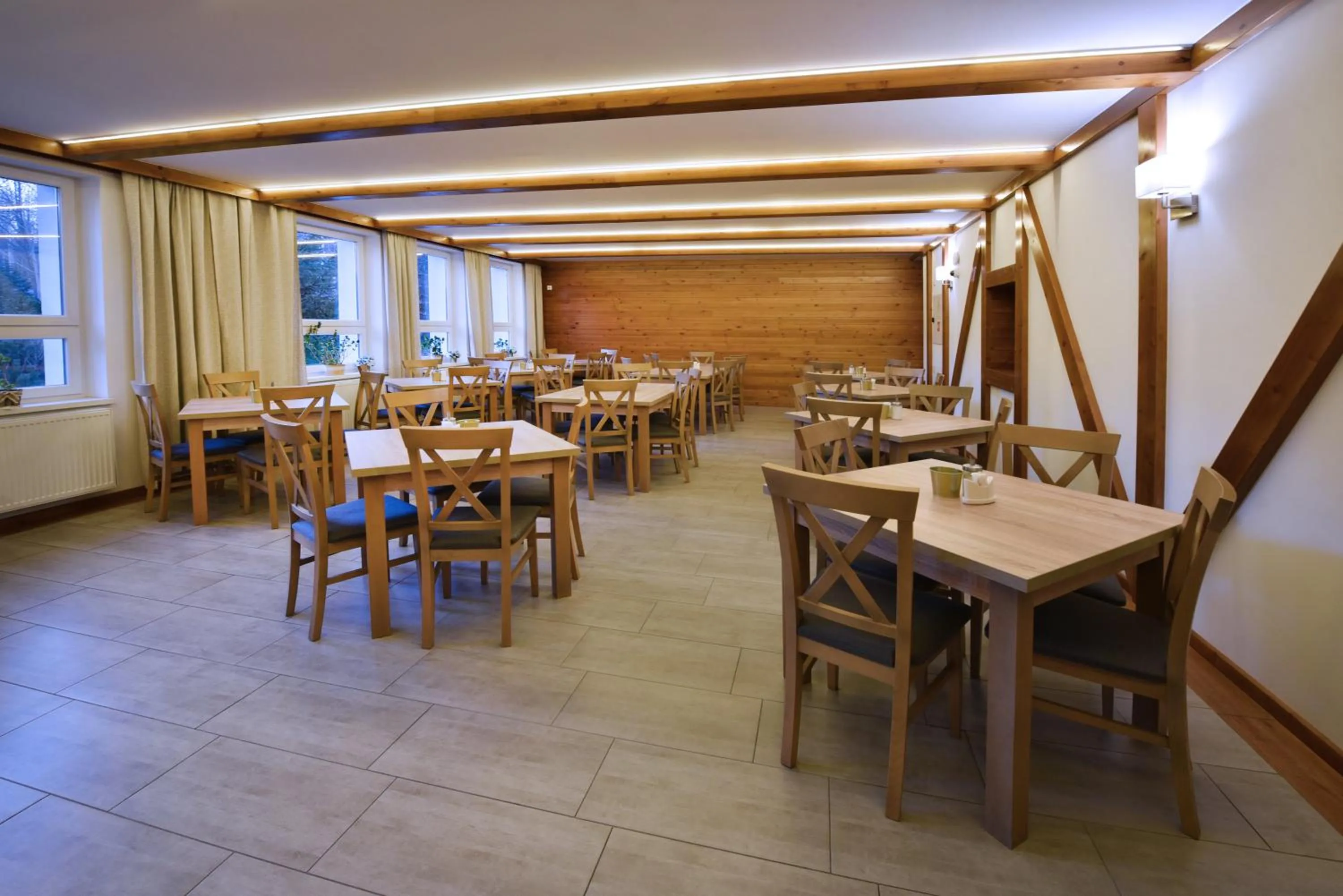 Restaurant/places to eat in Penzión Valaška