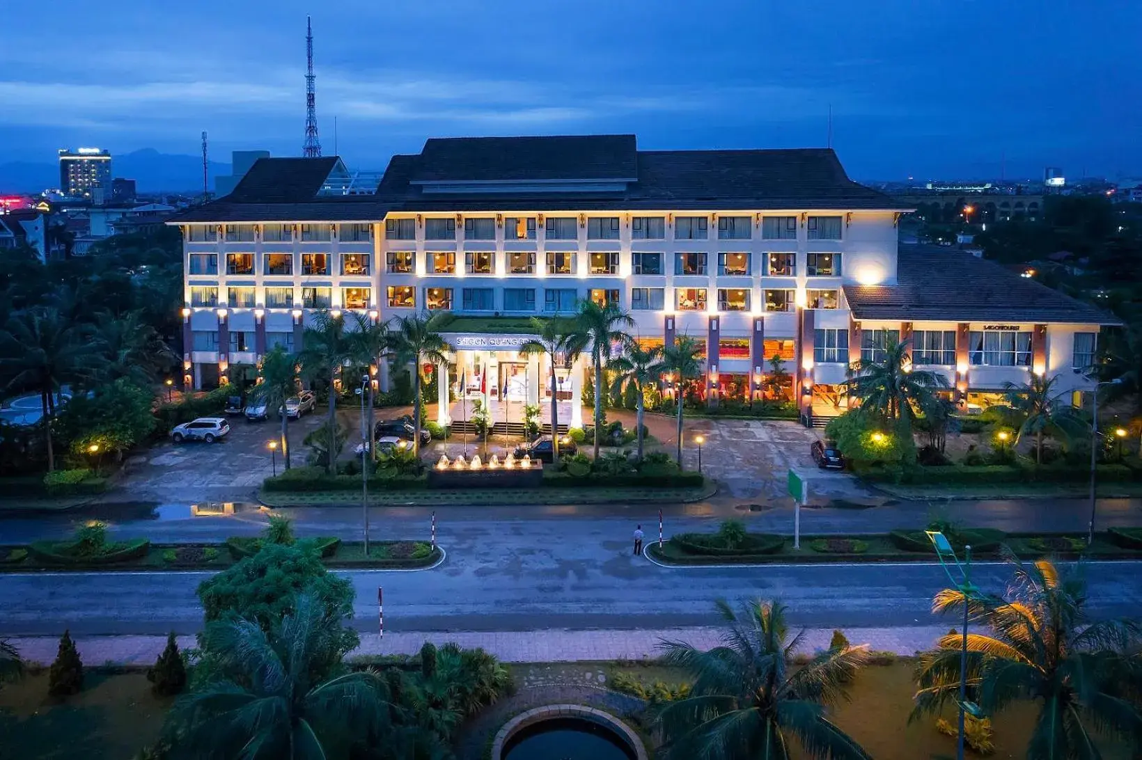 Property building in Sai Gon Quang Binh Hotel Property building in Sai Gon Quang Binh Hotel