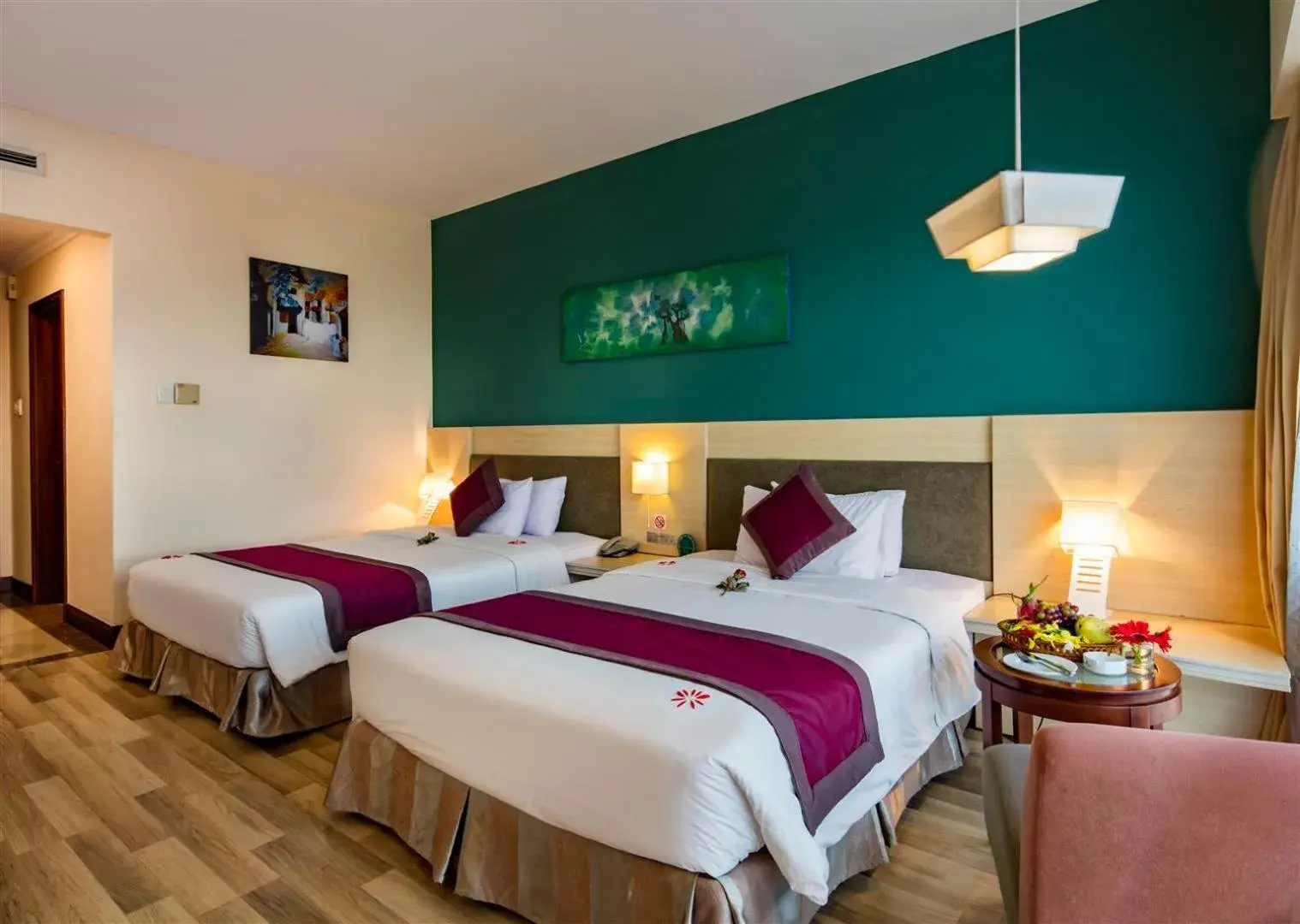 Deluxe Twin Room with River View in Sai Gon Quang Binh Hotel Deluxe Twin Room with River View in Sai Gon Quang Binh Hotel