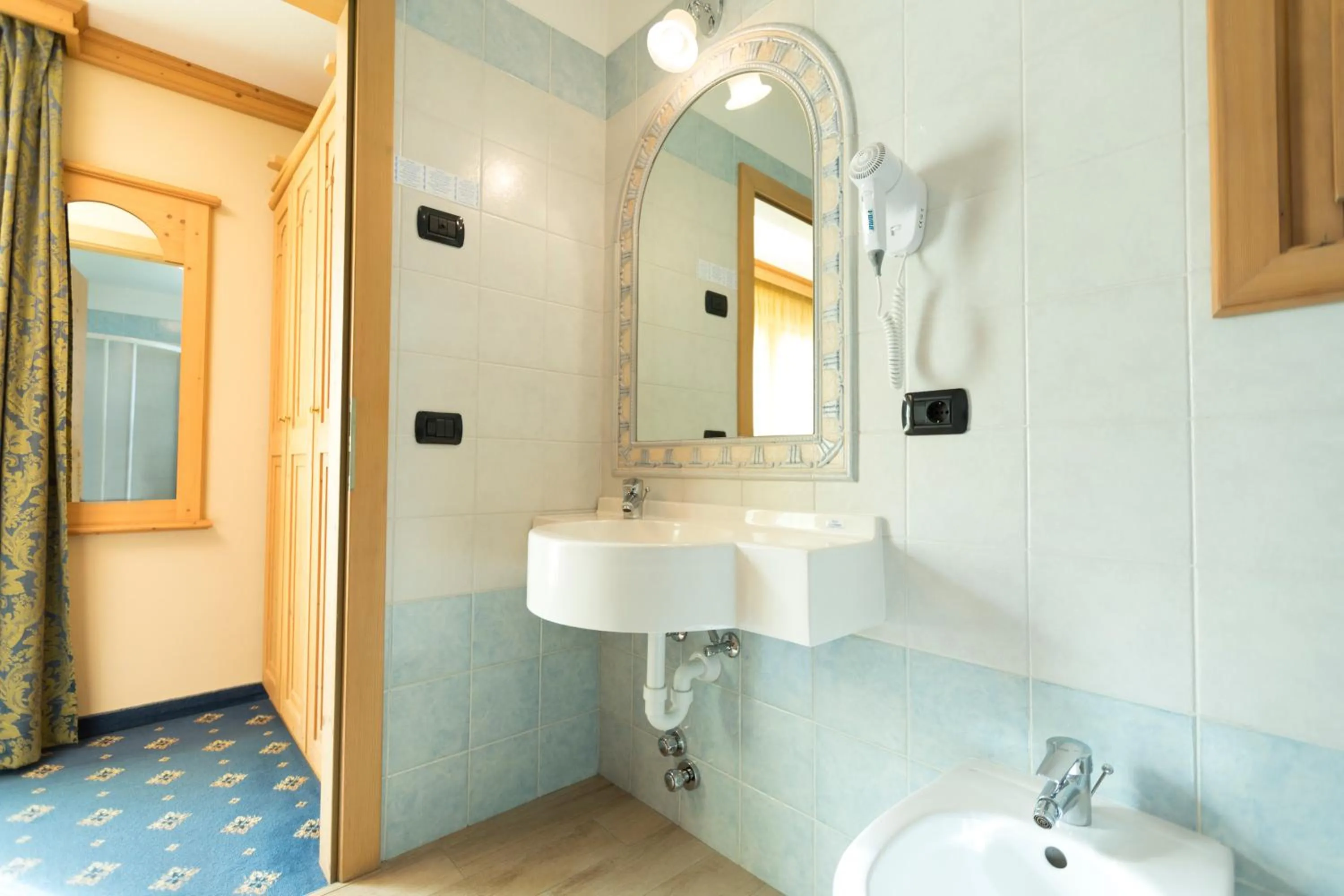 Bathroom in Hotel Champagne