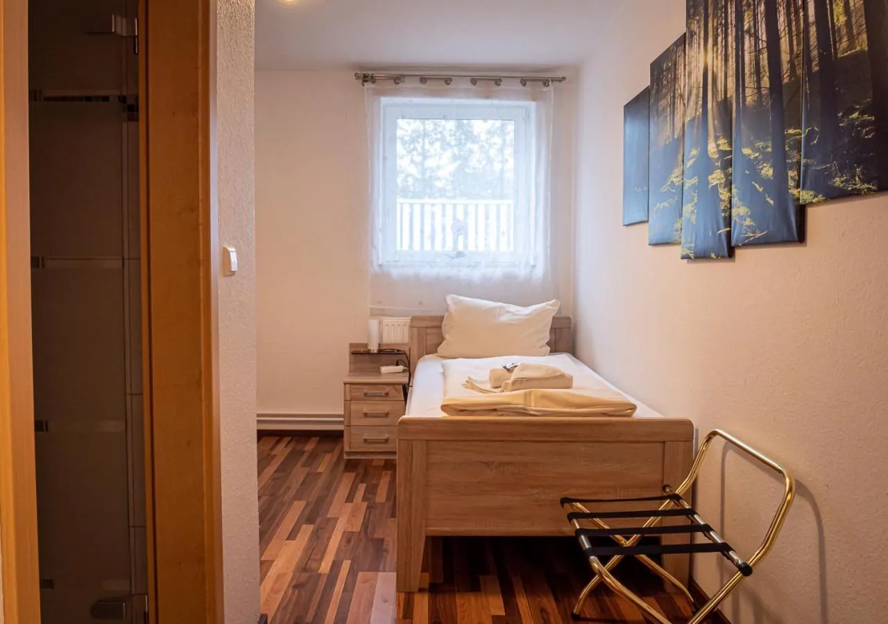 Bed in Hotel Bouzid - Laatzen