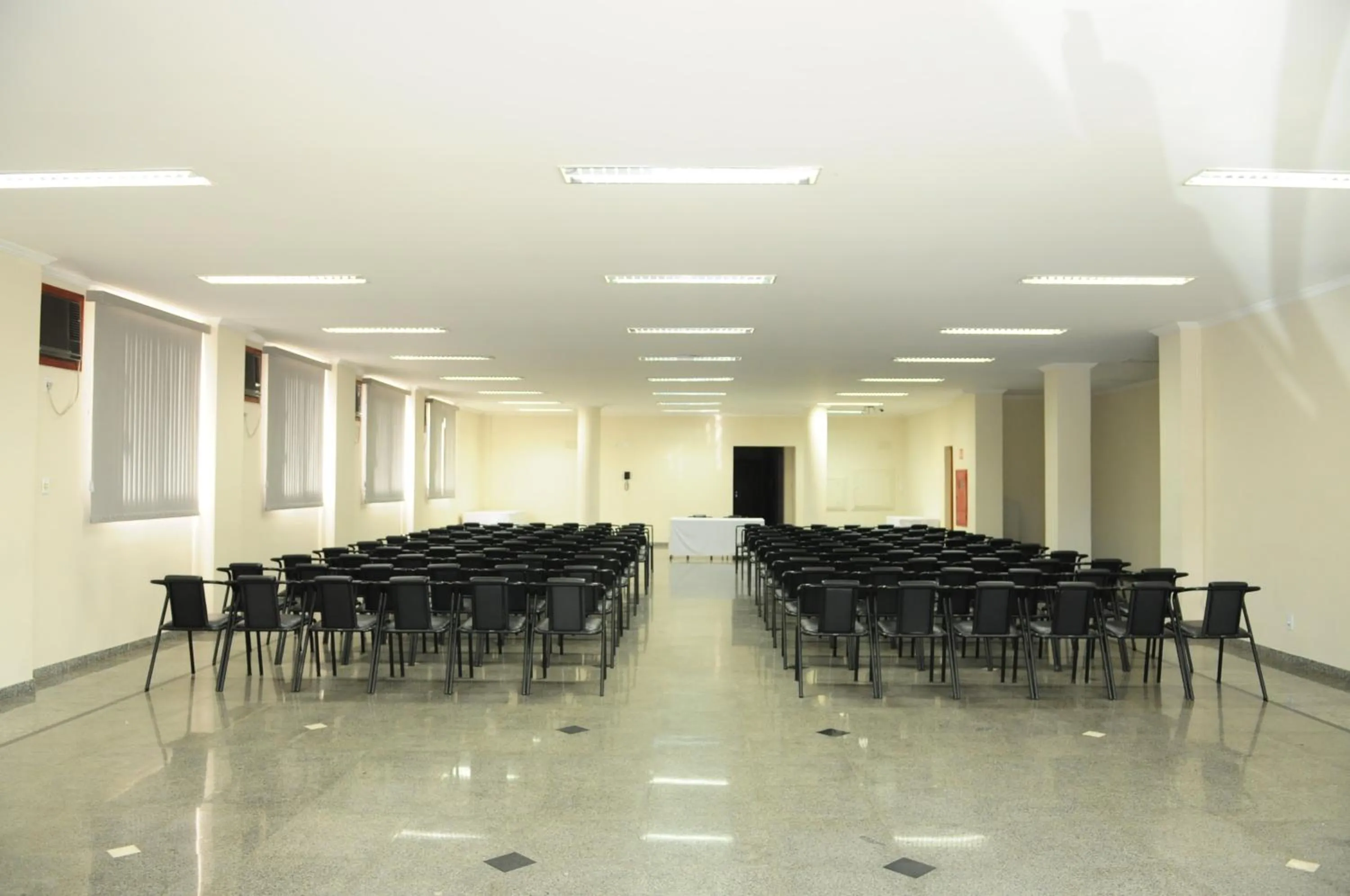 Property building in Hotel Riviera