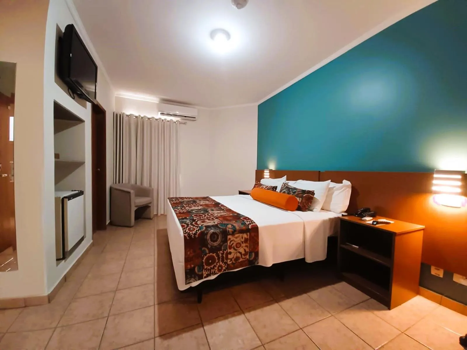 Bed in Hotel Riviera