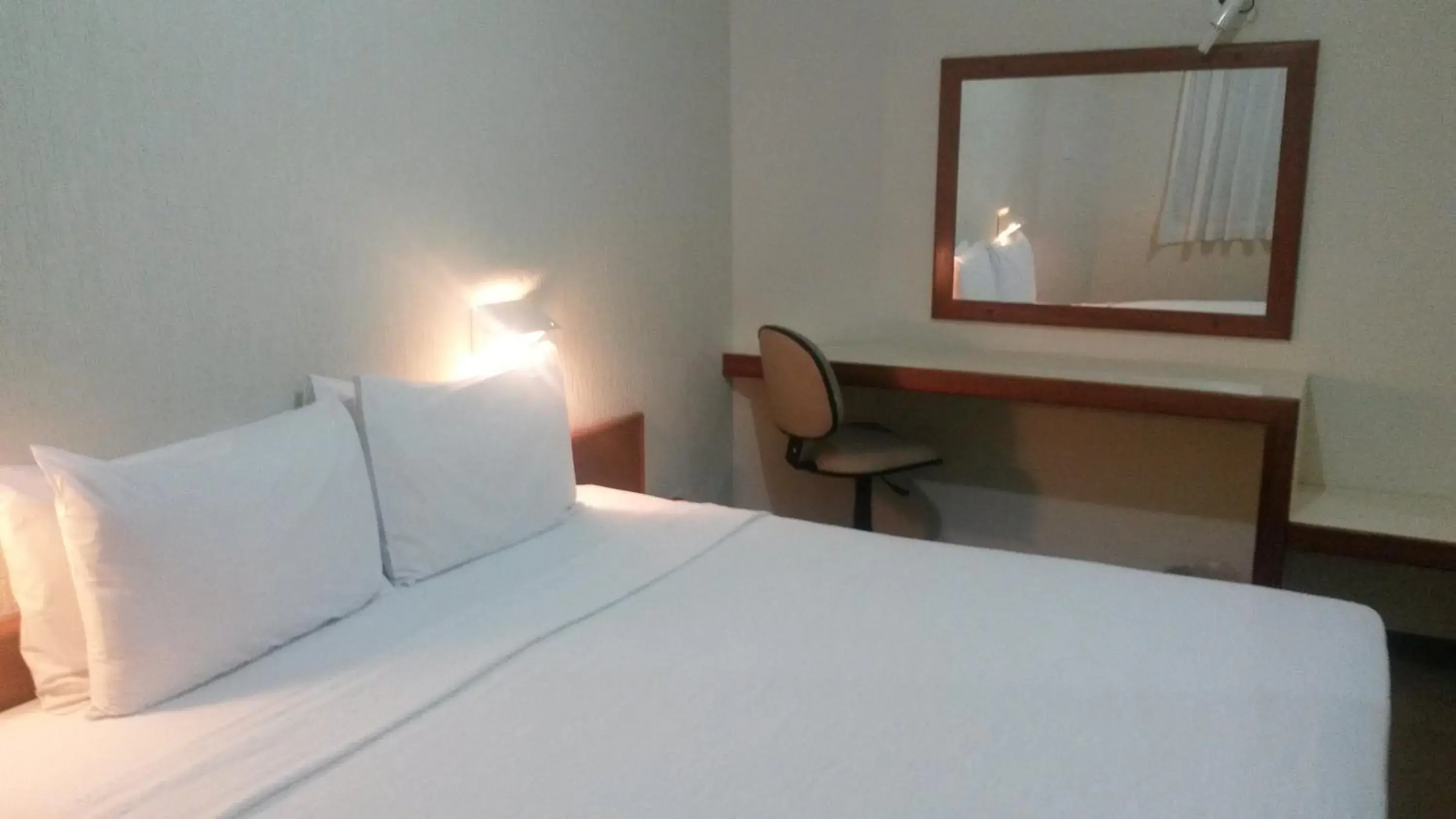 Property building, Bed in Hotel Riviera Property building, Bed in Hotel Riviera