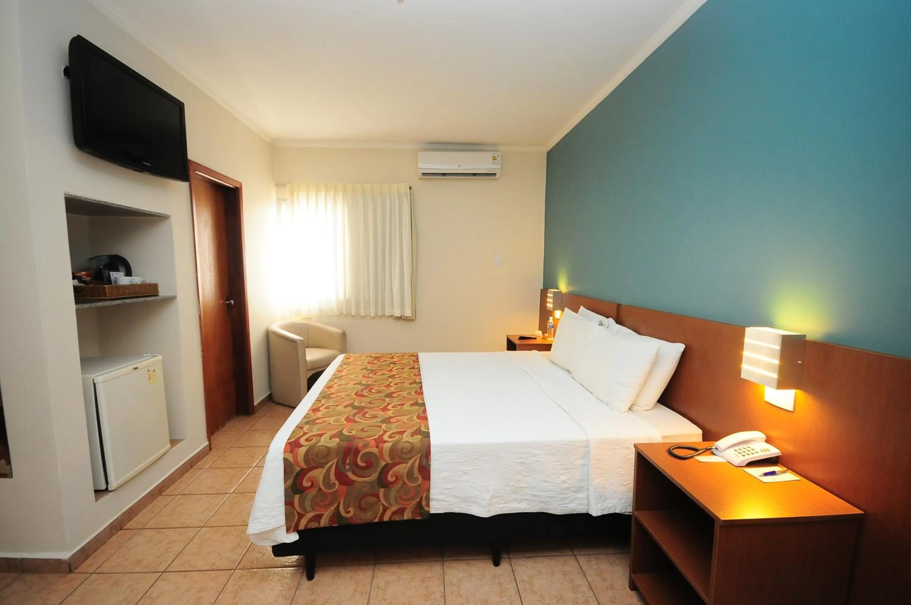 Spring, Bed in Hotel Riviera