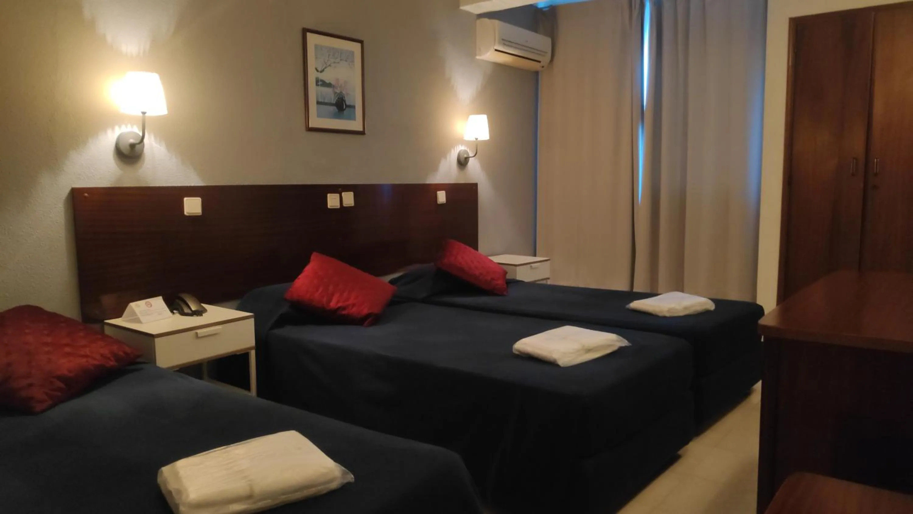 Bed in Hotel Alnacir