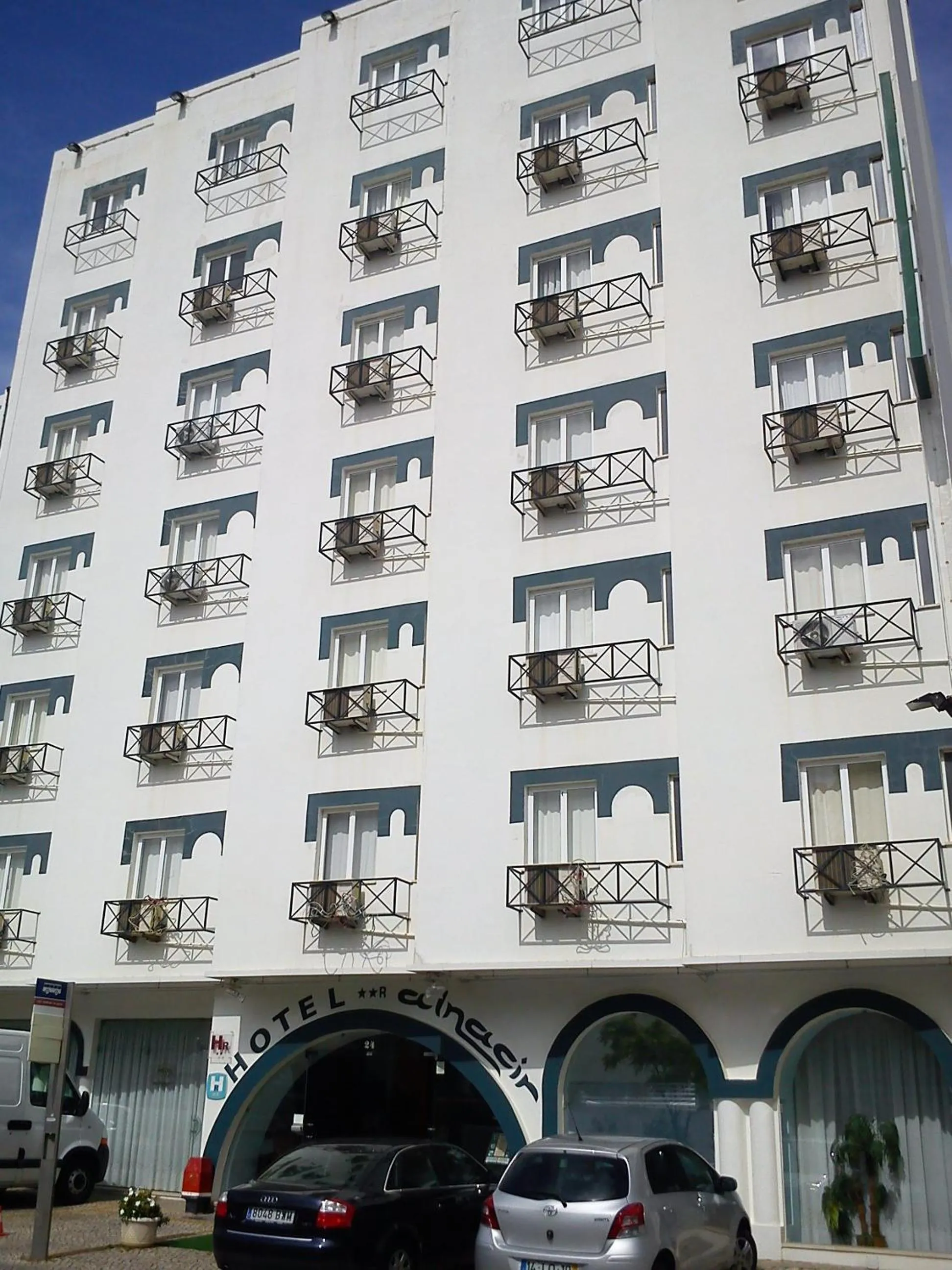 Facade/entrance in Hotel Alnacir