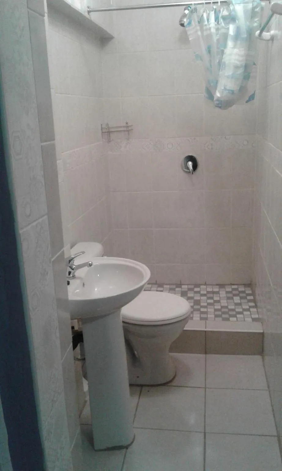 Shower in Acacia Guesthouse