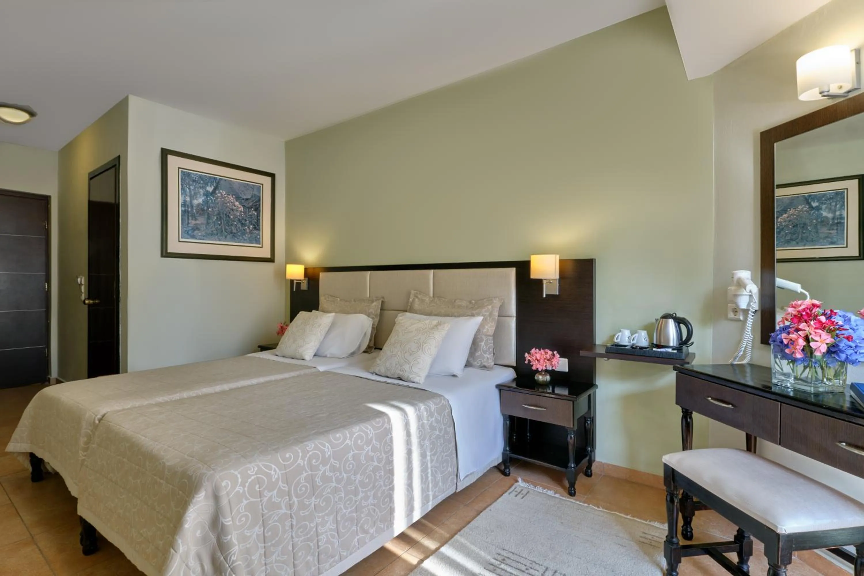 Photo of the whole room, Bed in Aphrodite Hotel