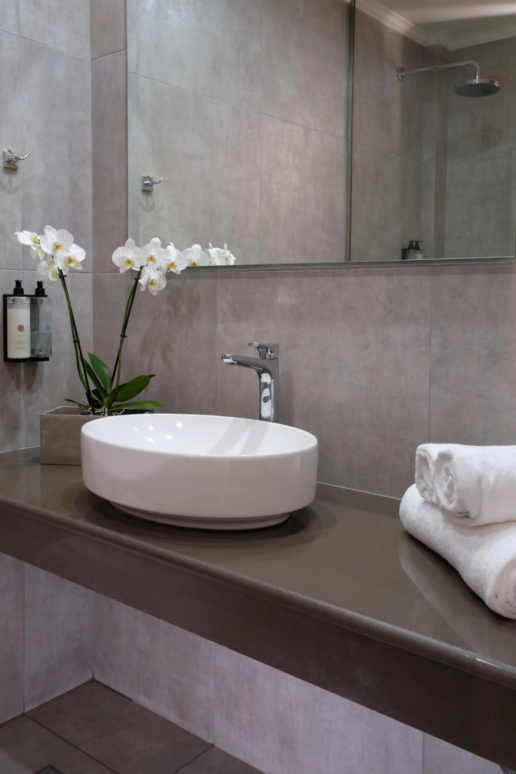 Bathroom in Aphrodite Hotel