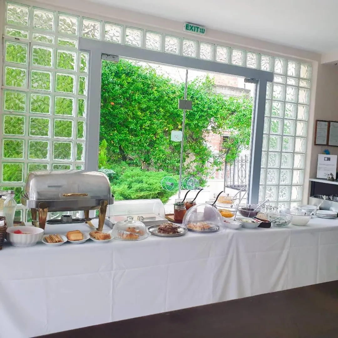 Breakfast in Kalipso