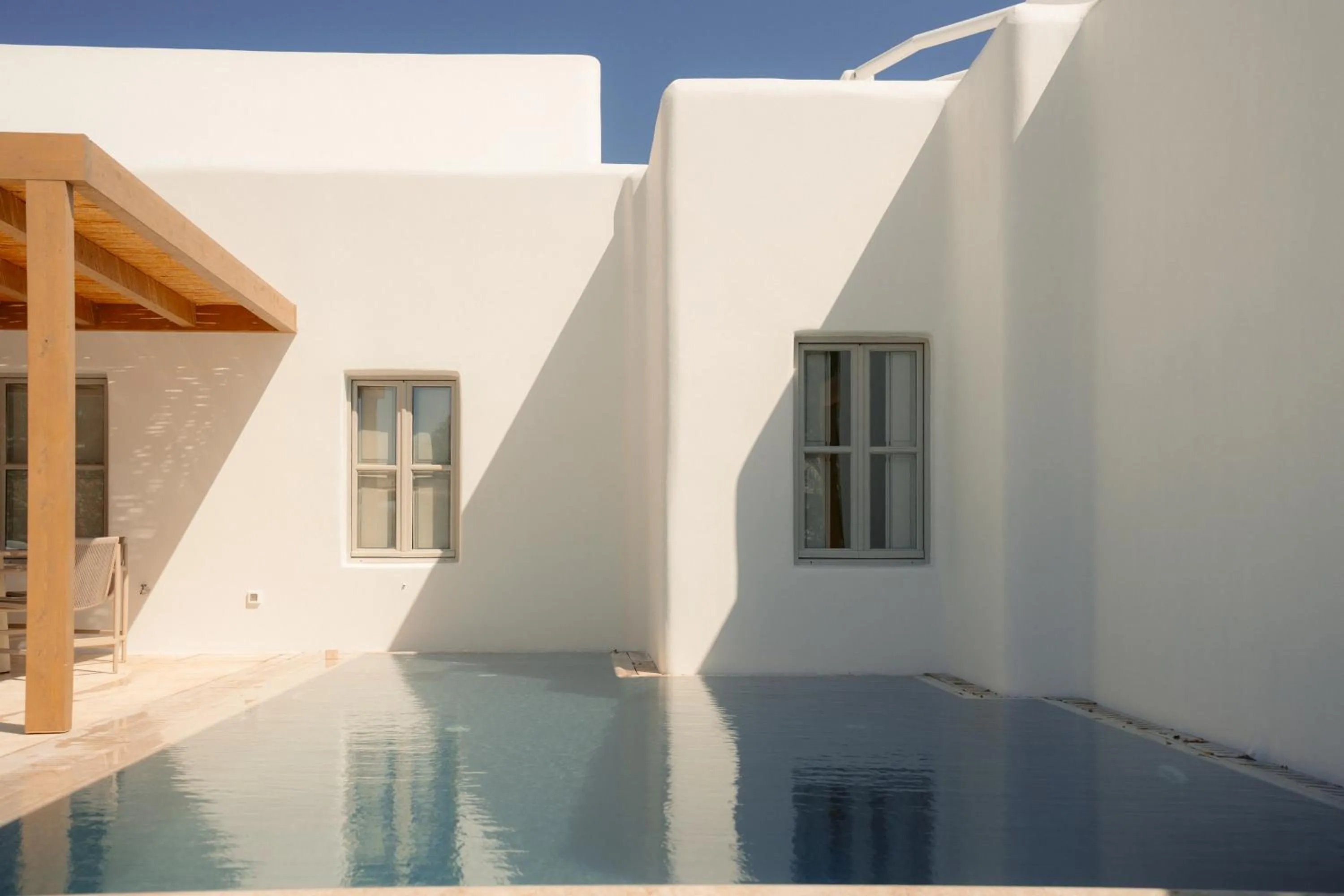 Swimming pool in Black Rose Beach Suites