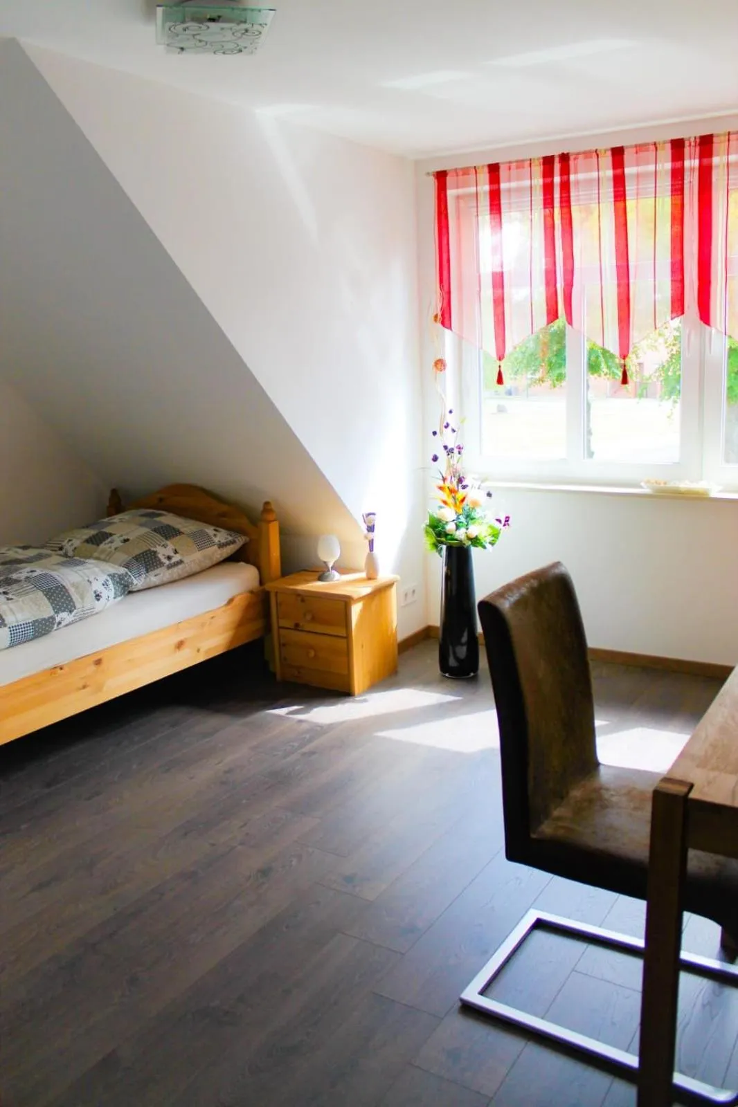 Bedroom, Bed in Gästehaus Burgblick